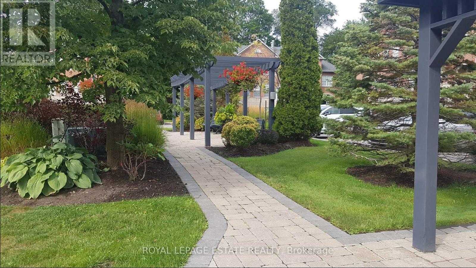 8 - 8038 Yonge Street, Vaughan, Ontario  L4J 1W3 - Photo 2 - N12831738