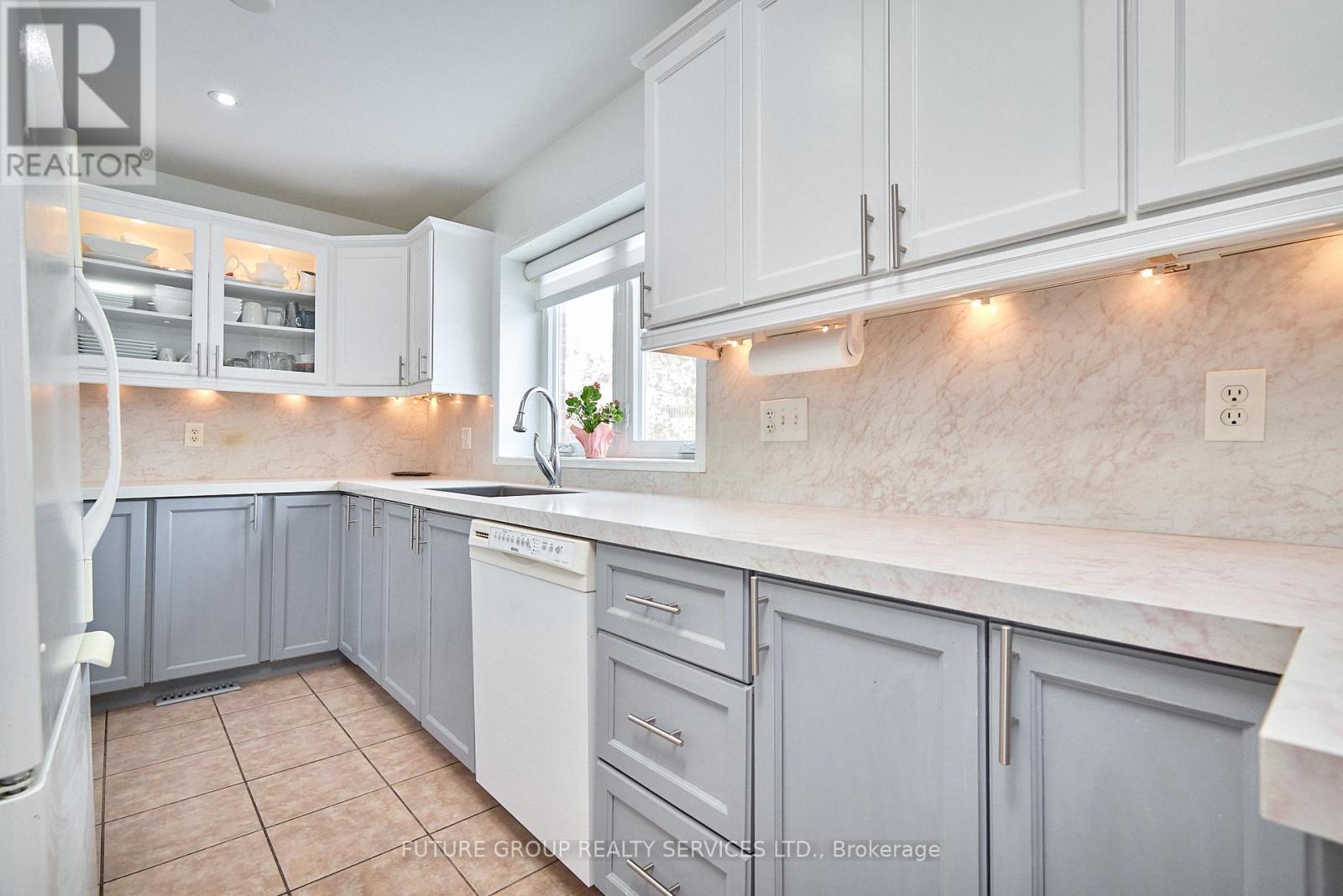 20 - 358 Little Avenue, Barrie, Ontario  L4N 2Z6 - Photo 9 - S12831692