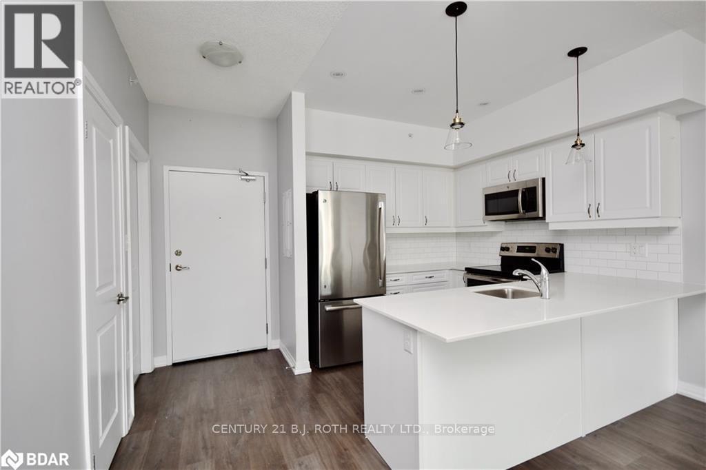 605 - 300 Essa Road, Barrie (0 West), Ontario  L9J 0B9 - Photo 2 - S12831696