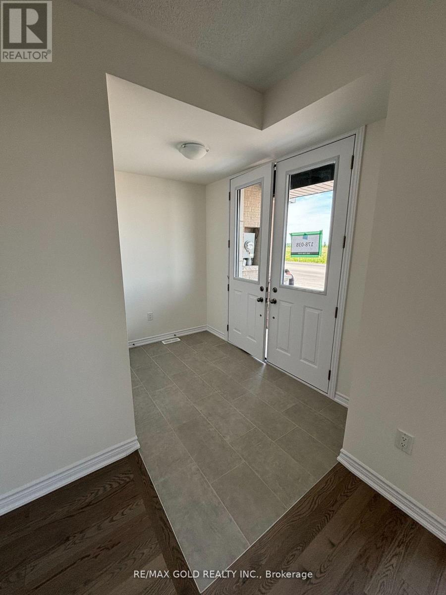 12352 Mclaughlin Road, Caledon, Ontario  L7C 1Z9 - Photo 3 - W12831708