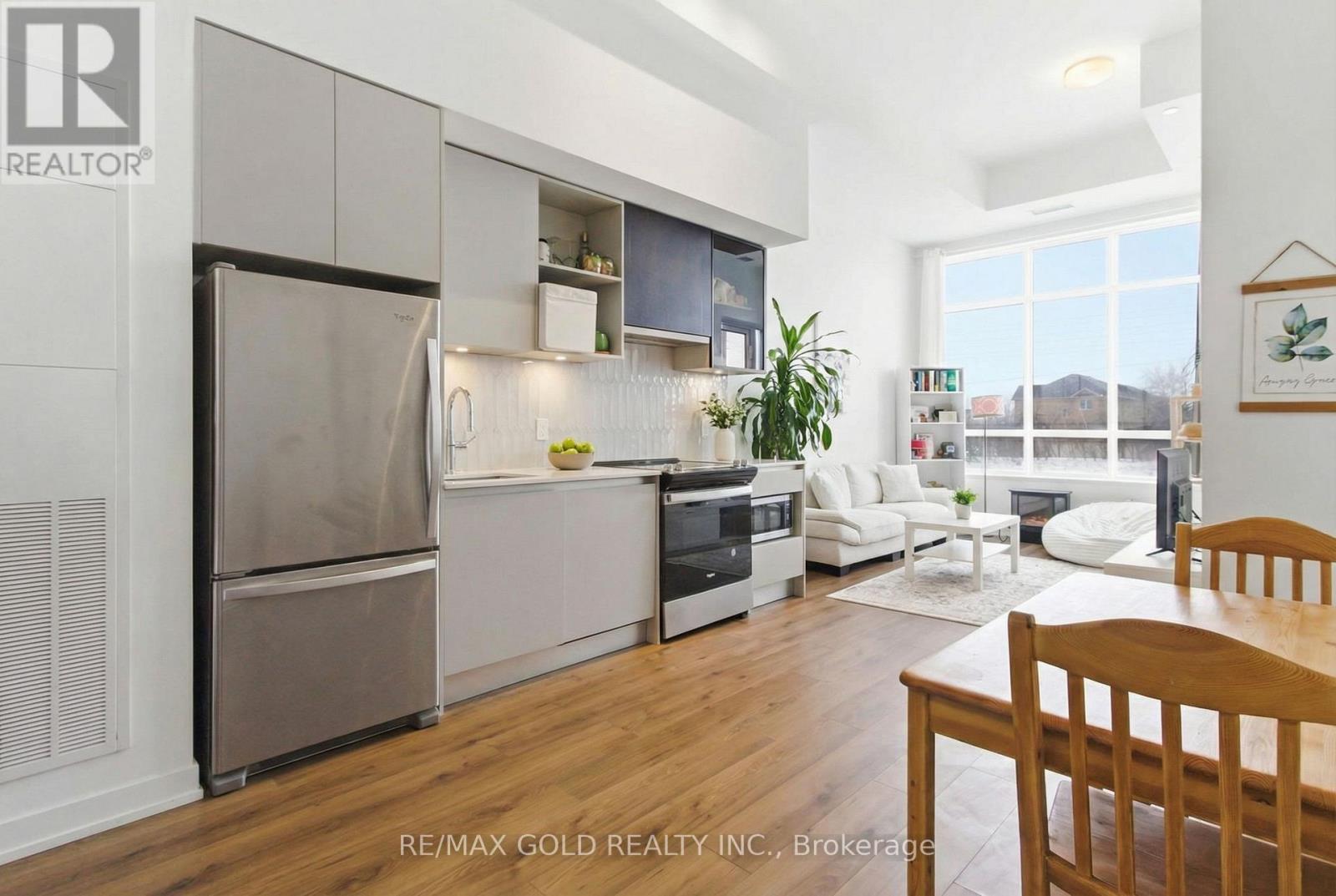 117 - 395 Dundas Street W, Oakville, Ontario L6M 5R8 - Photo 3 - W12831730