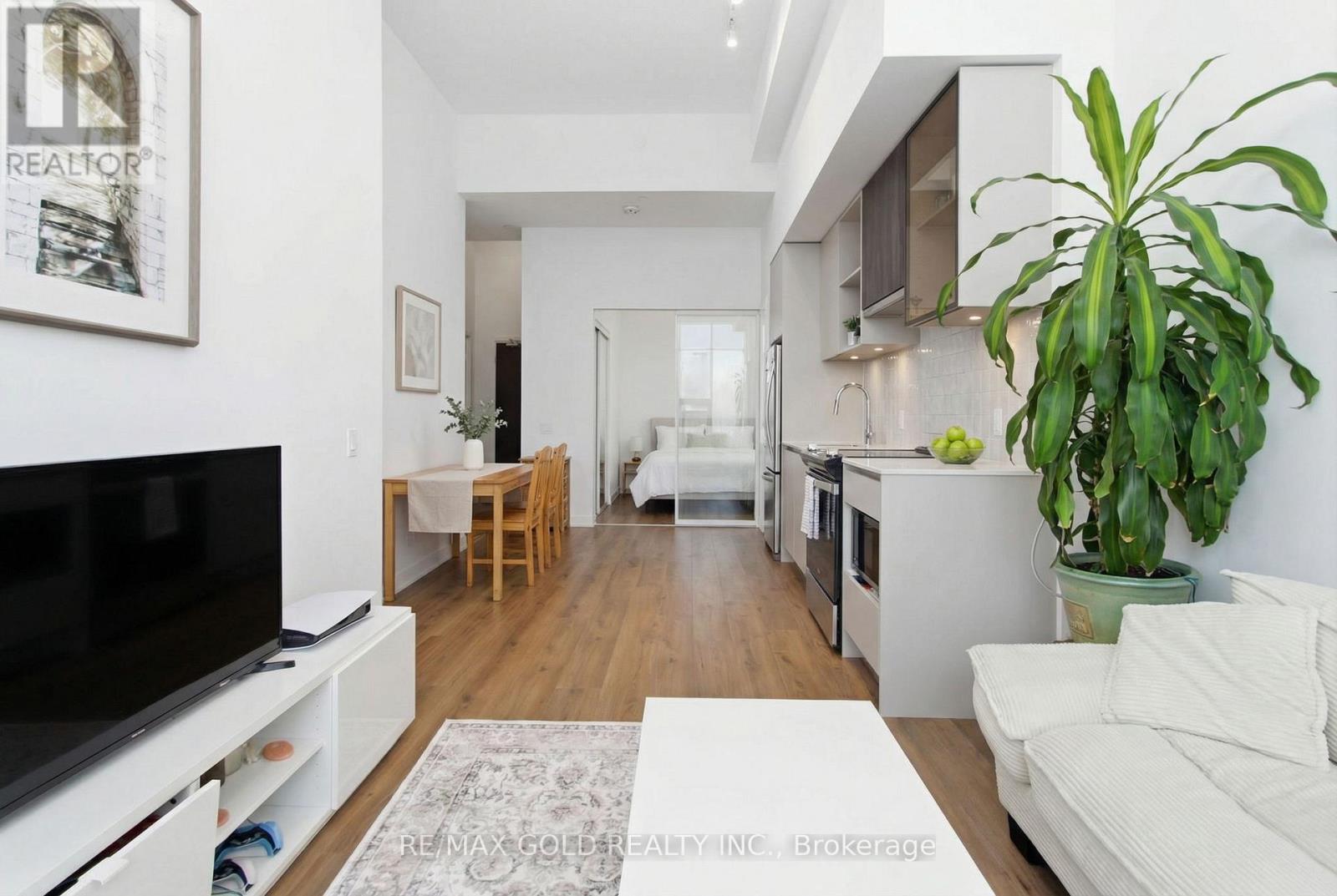 117 - 395 Dundas Street W, Oakville, Ontario L6M 5R8 - Photo 5 - W12831730