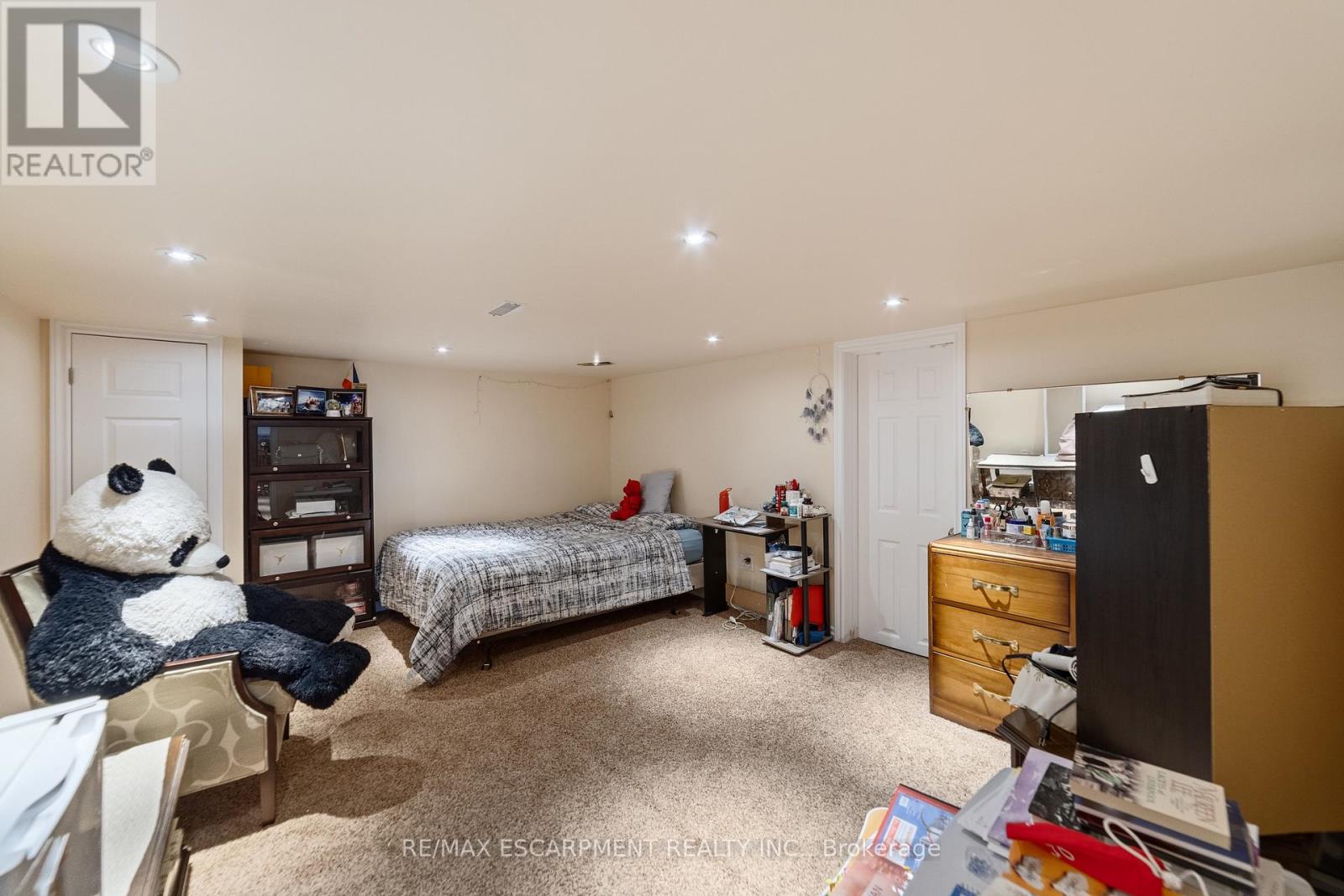 1411 Beaufort Drive, Burlington, Ontario  L7P 4V8 - Photo 28 - W12831732