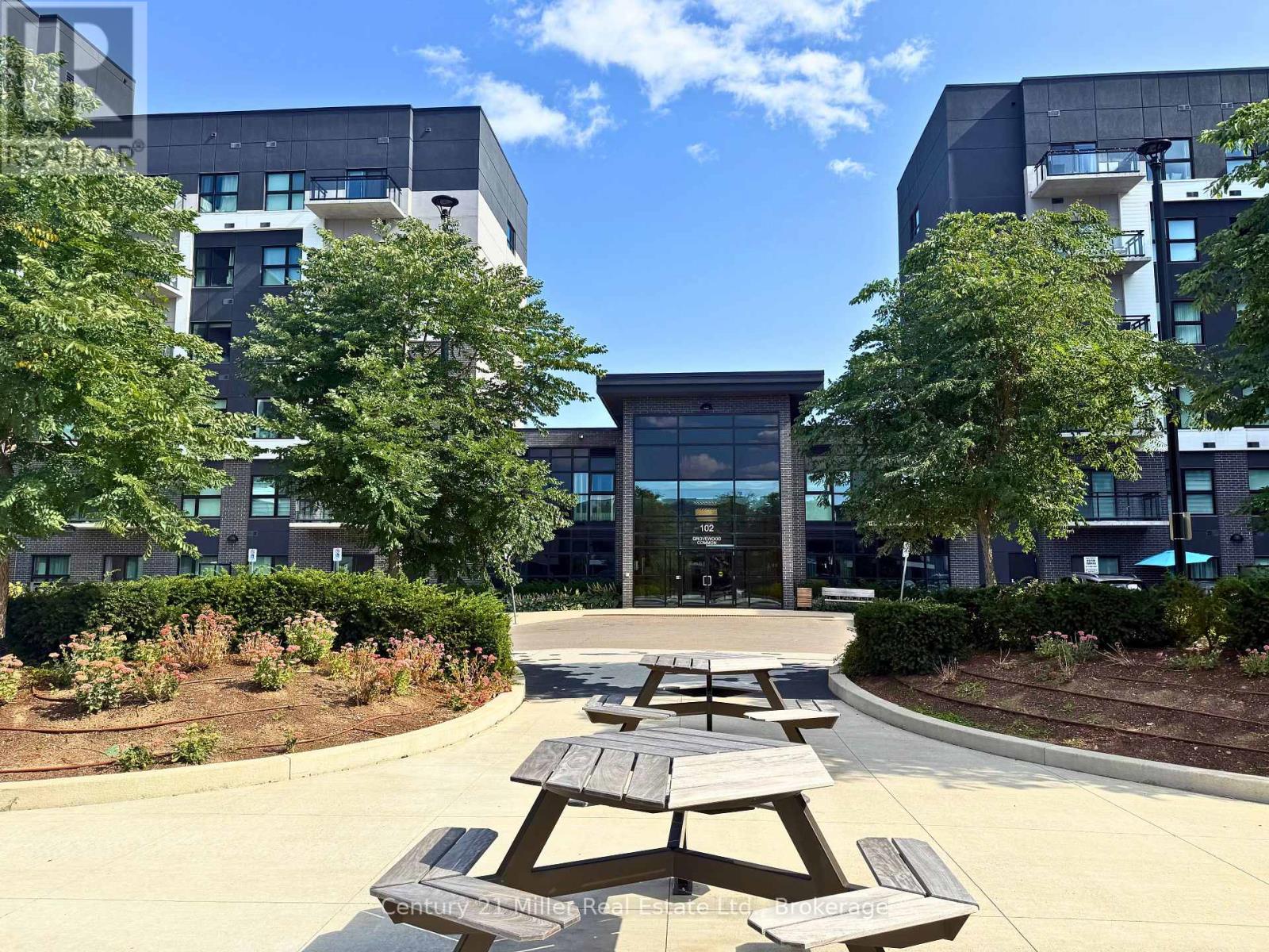 119 - 102 Grovewood Common Circle, Oakville, Ontario  L6H 0X3 - Photo 1 - W12831774