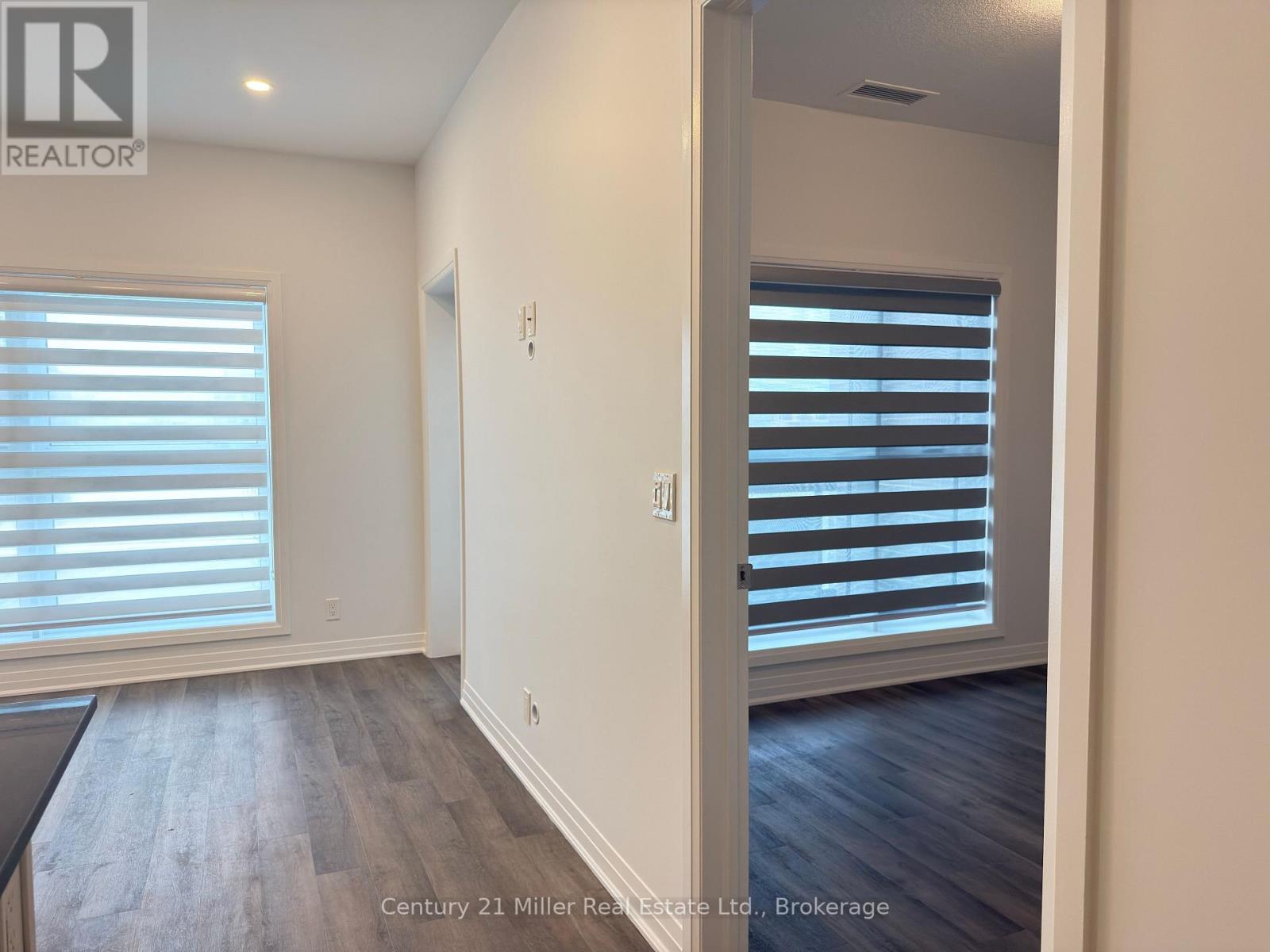 119 - 102 Grovewood Common Circle, Oakville, Ontario  L6H 0X3 - Photo 10 - W12831774