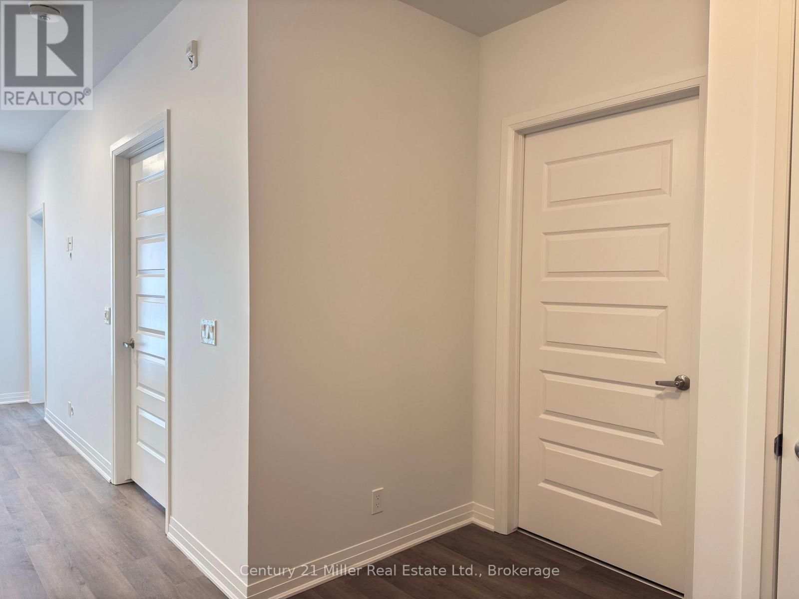 119 - 102 Grovewood Common Circle, Oakville, Ontario  L6H 0X3 - Photo 5 - W12831774