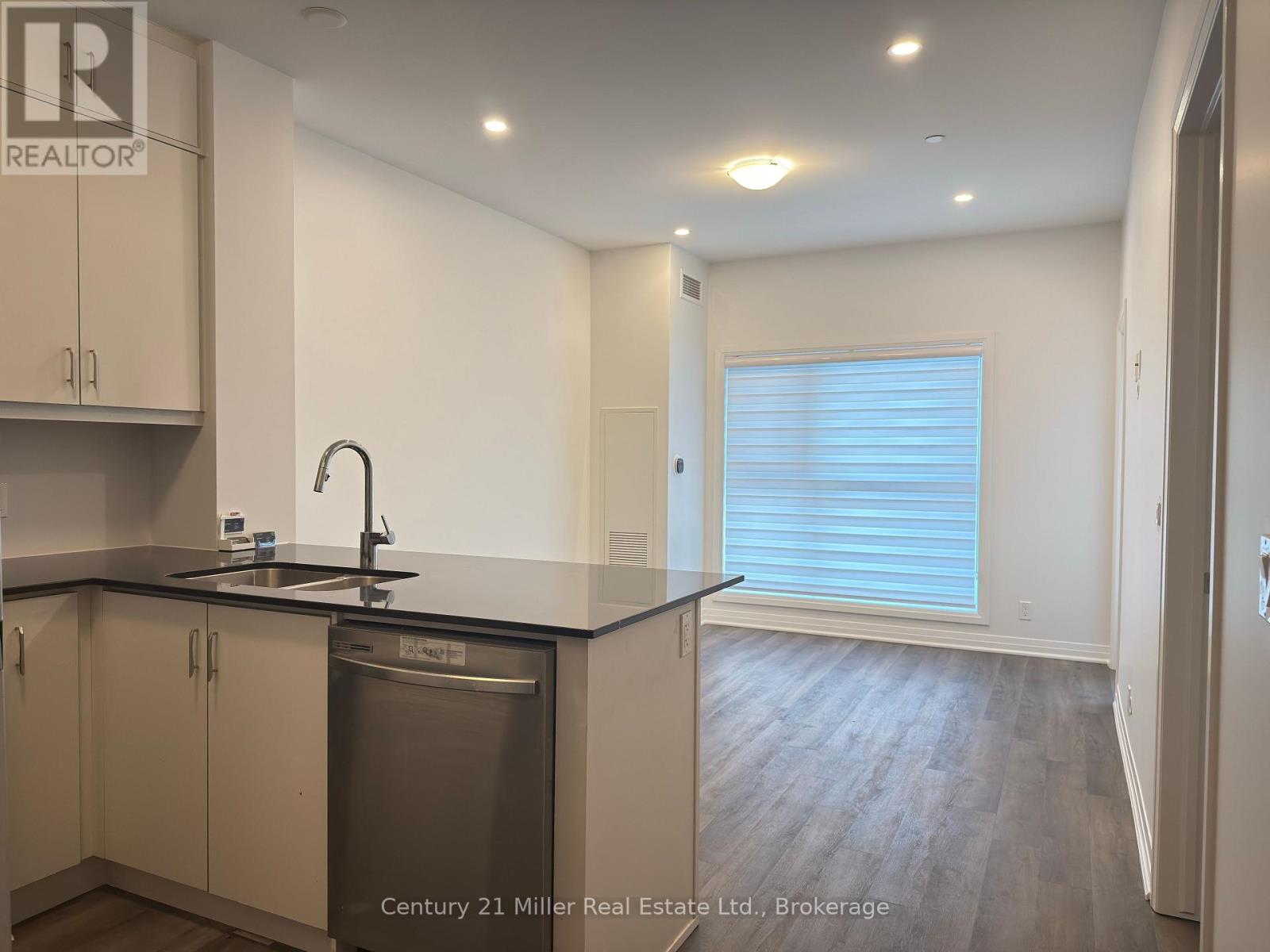 119 - 102 Grovewood Common Circle, Oakville, Ontario  L6H 0X3 - Photo 9 - W12831774