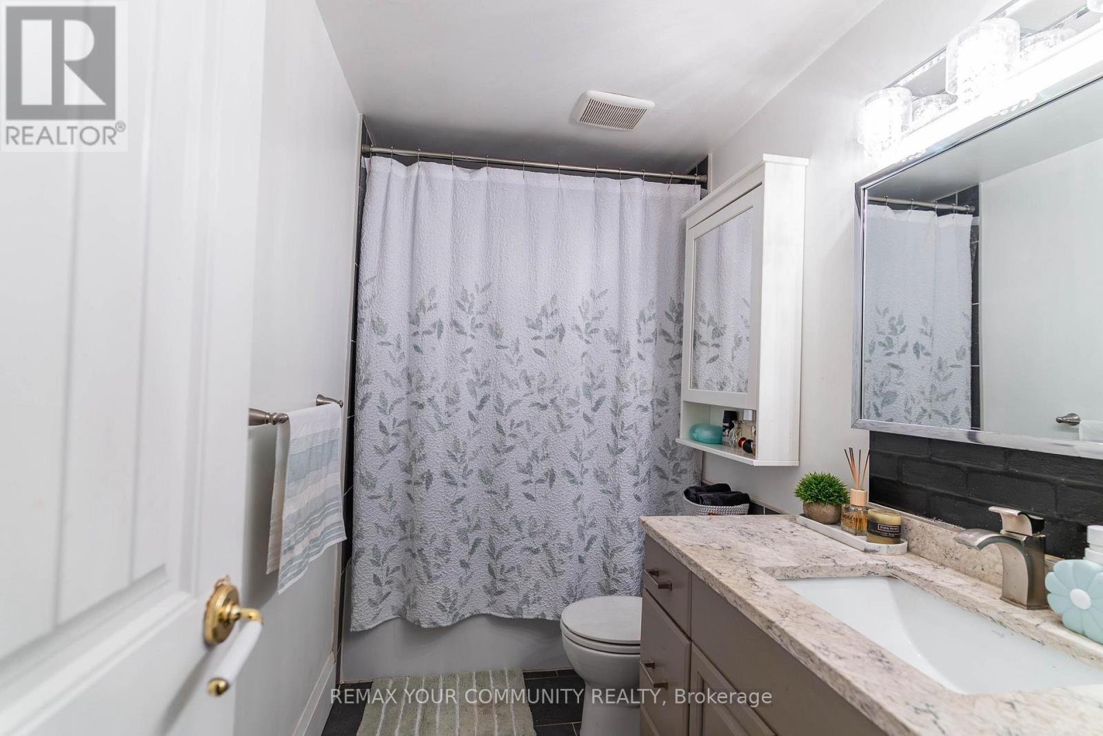 Main - 692 Down Crescent, Oshawa, Ontario  L1H 7Y1 - Photo 37 - E12831622