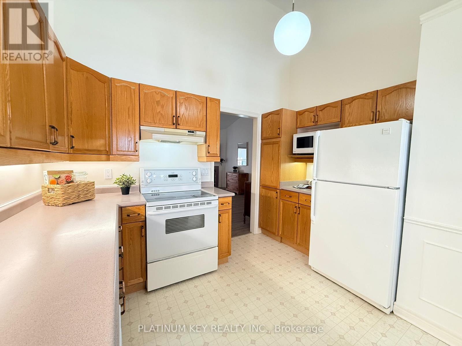 7 - 1331 Commissioners Road W, London South, Ontario  N6K 1E2 - Photo 10 - X12747658