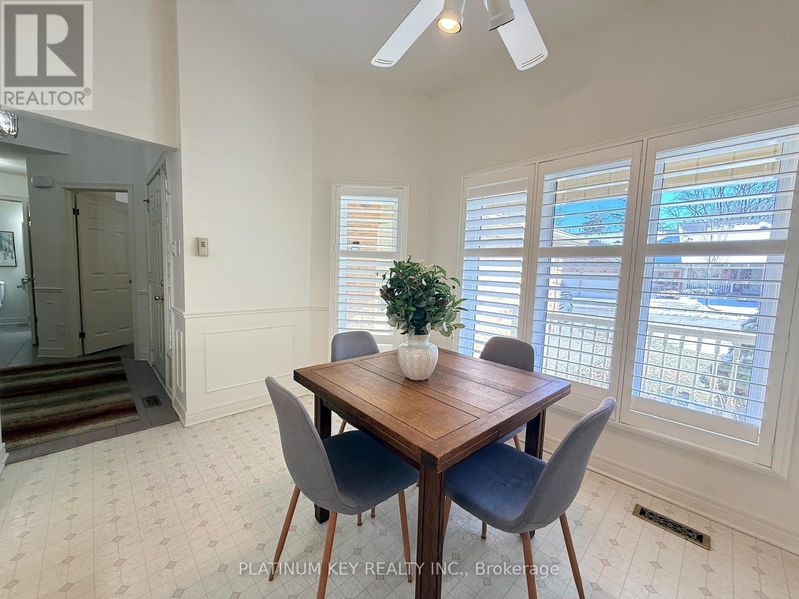 Photo 13 of 34 for 7 - 1331 Commissioners Road W