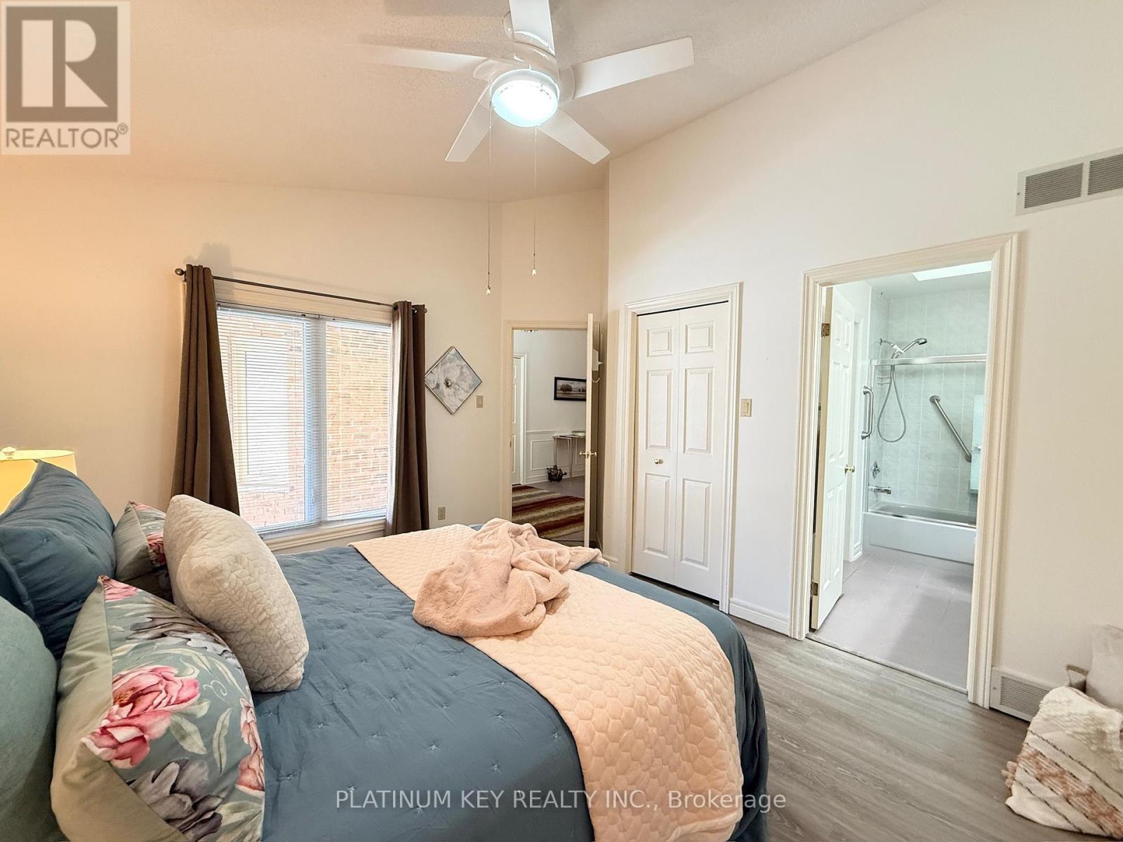 Photo 22 of 34 for 7 - 1331 Commissioners Road W