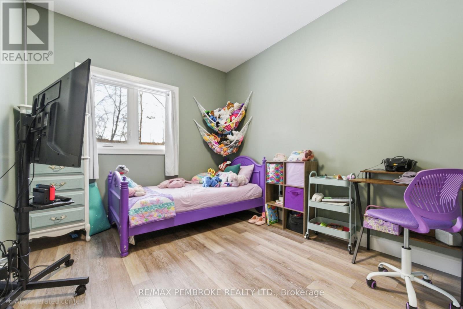 5 Harry Street, Petawawa, Ontario  K8H 2A5 - Photo 17 - X12831768