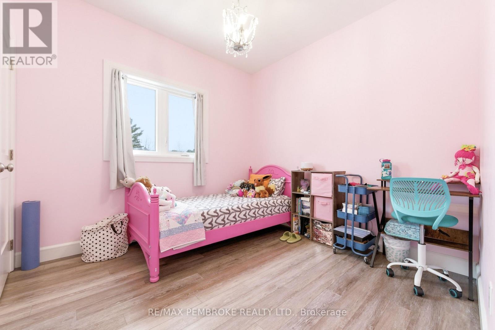 5 Harry Street, Petawawa, Ontario  K8H 2A5 - Photo 20 - X12831768