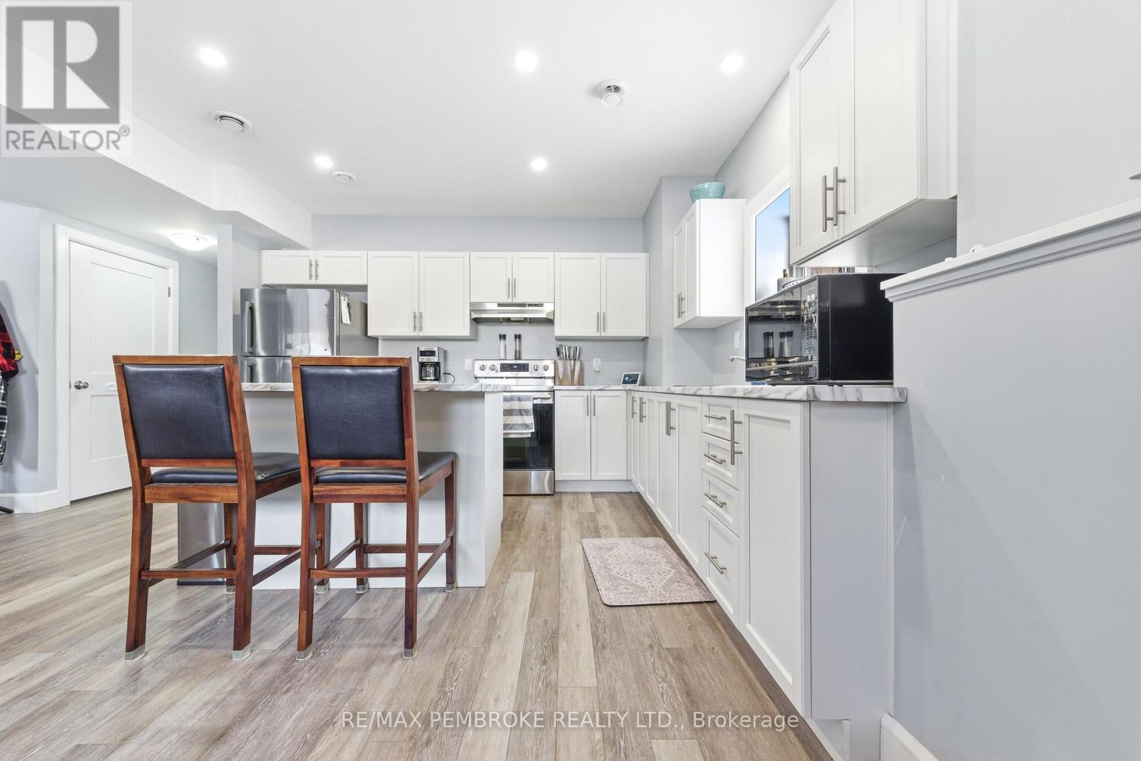 5 Harry Street, Petawawa, Ontario  K8H 2A5 - Photo 31 - X12831768