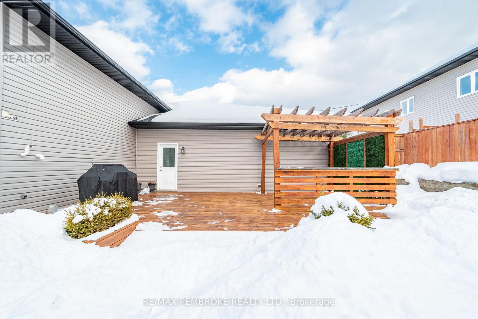 5 Harry Street, Petawawa, Ontario  K8H 2A5 - Photo 37 - X12831768