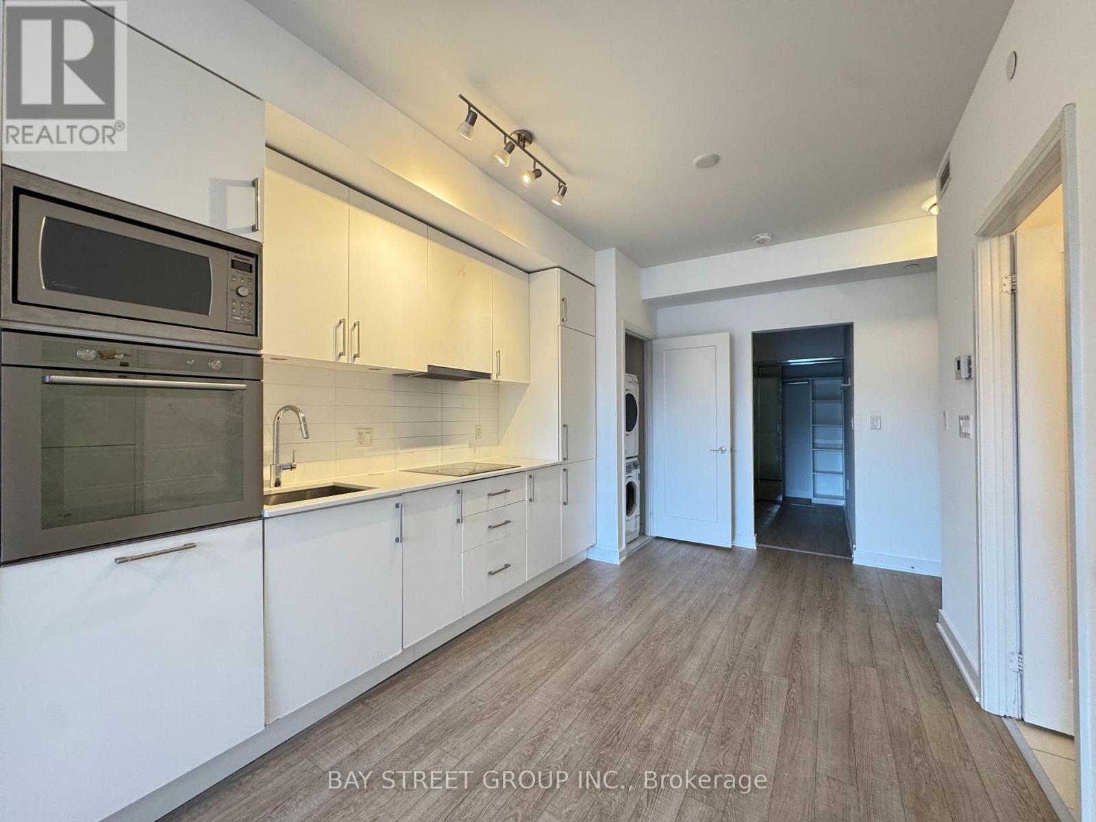 902 - 576 Front Street W, Toronto, Ontario  M5V 0P8 - Photo 12 - C12831764