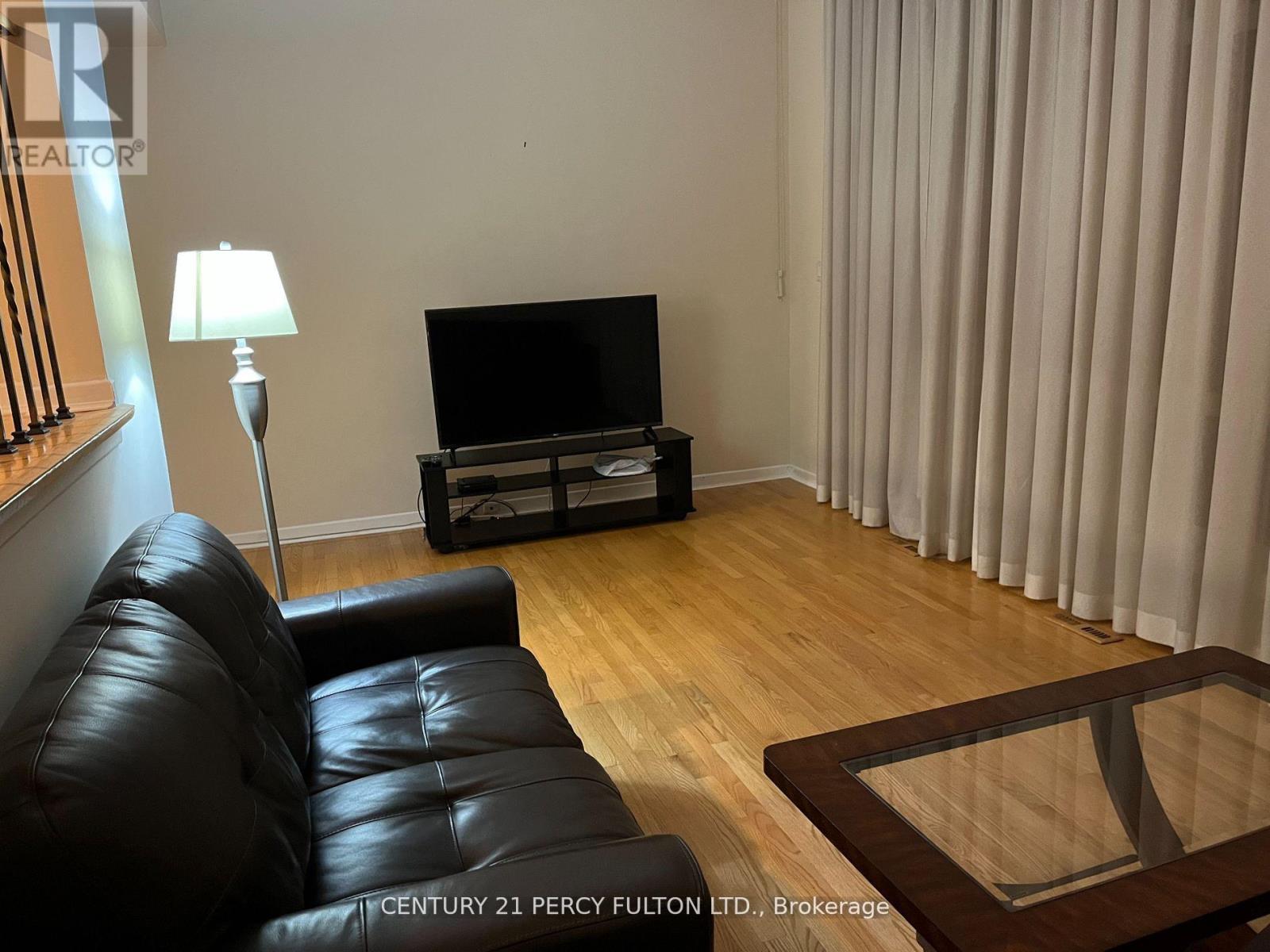 21 Sego Royalway, Toronto, Ontario  M2H 1L3 - Photo 2 - C12831766