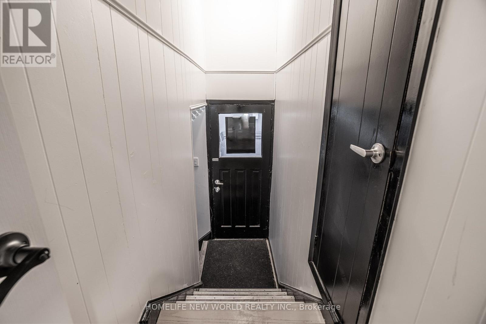 192 Combe Avenue, Toronto, Ontario  M3H 4K5 - Photo 17 - C12831772