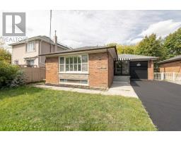 192 COMBE AVENUE, Toronto, Ontario