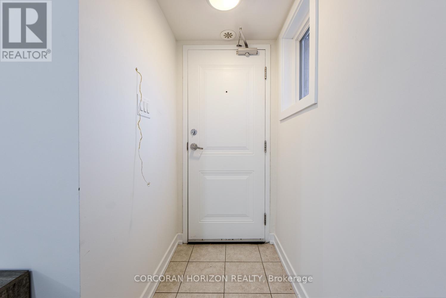 70 - 2315 Sheppard Avenue W, Toronto, Ontario  M9M 3A4 - Photo 5 - W12831756