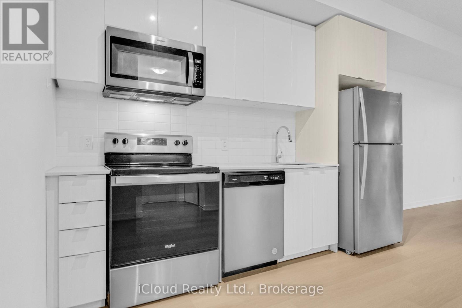 519 - 859 The Queensway, Toronto (Stonegate-Queensway), Ontario  M8Z 1N8 - Photo 13 - W12831770