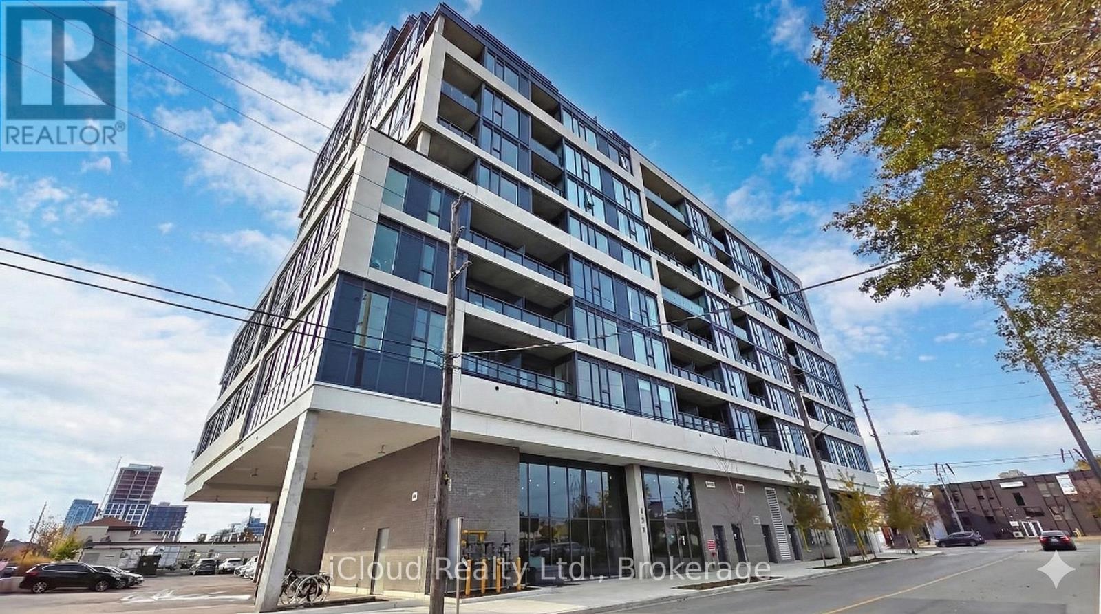 519 - 859 The Queensway, Toronto (Stonegate-Queensway), Ontario  M8Z 1N8 - Photo 2 - W12831770