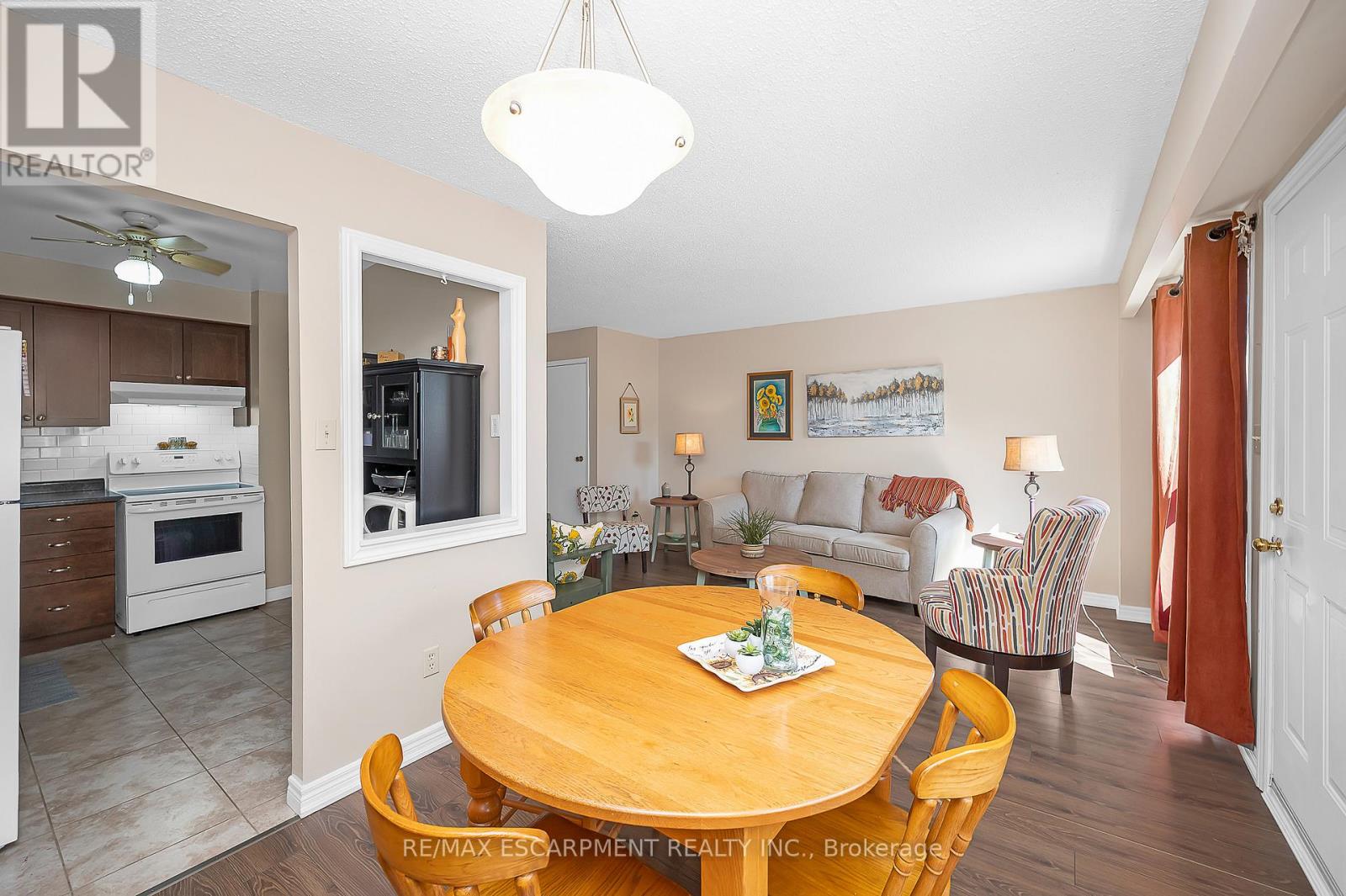 L80 - 223 Pioneer Drive, Kitchener, Ontario  N2P 1L9 - Photo 10 - X12831762