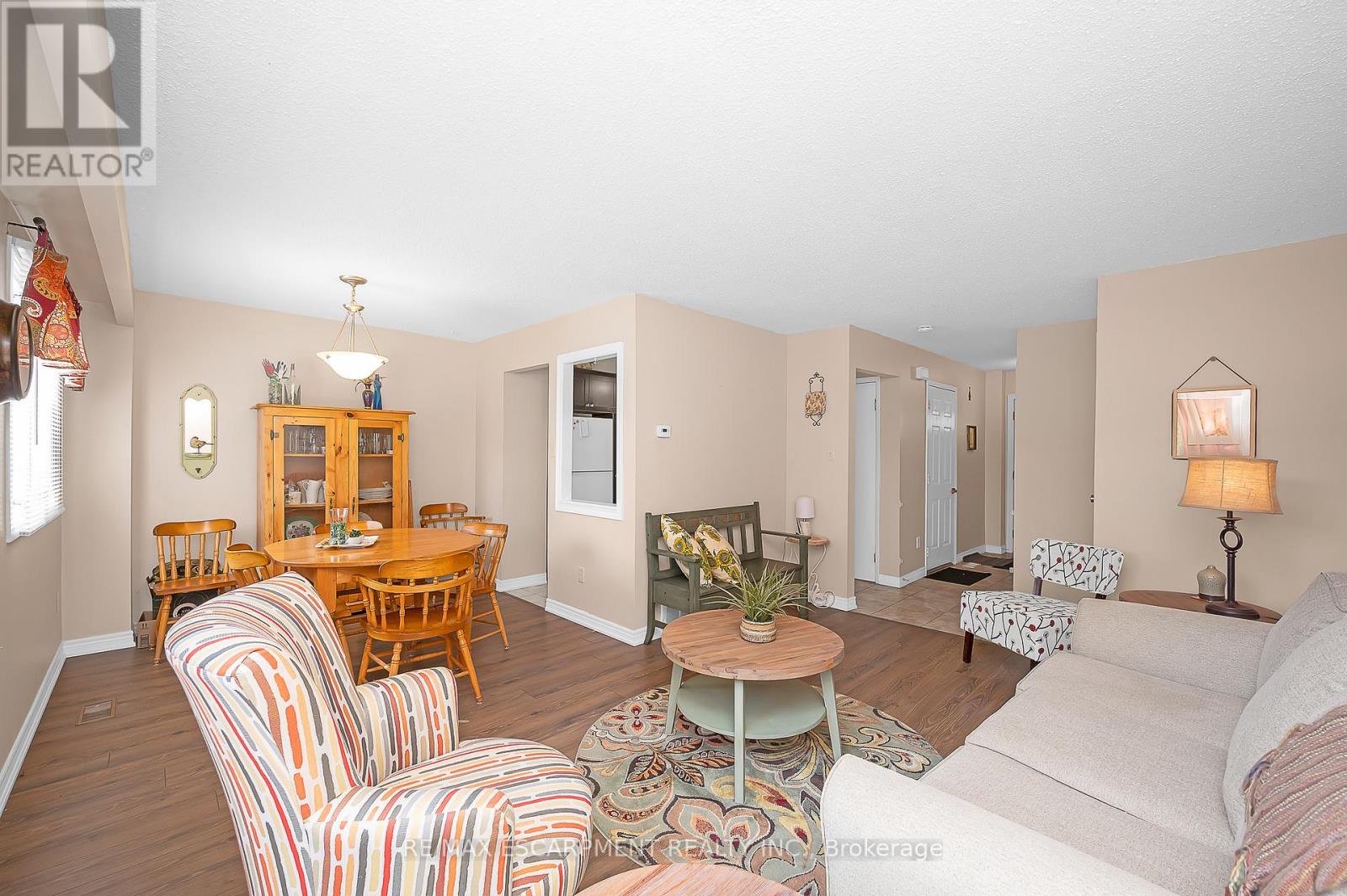 L80 - 223 Pioneer Drive, Kitchener, Ontario  N2P 1L9 - Photo 8 - X12831762