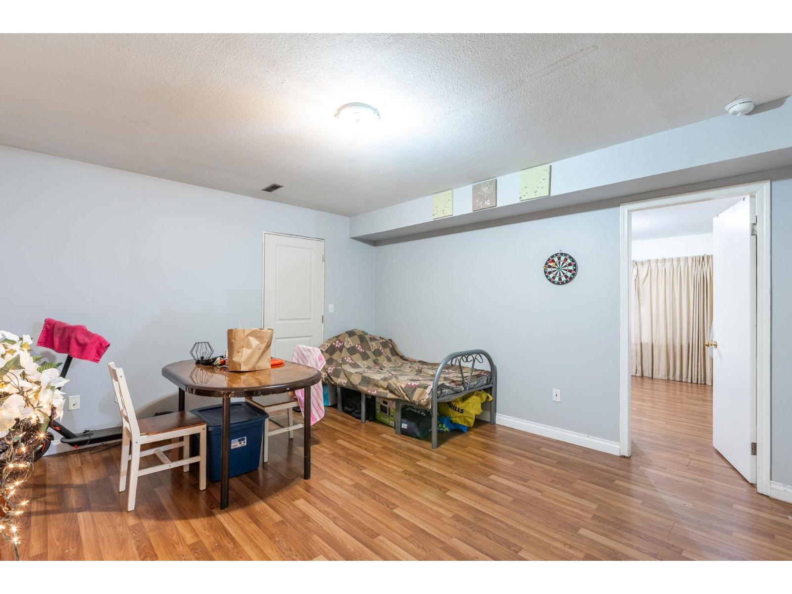 8412 134b Street, Surrey, British Columbia  V3W 0T8 - Photo 23 - R3088403