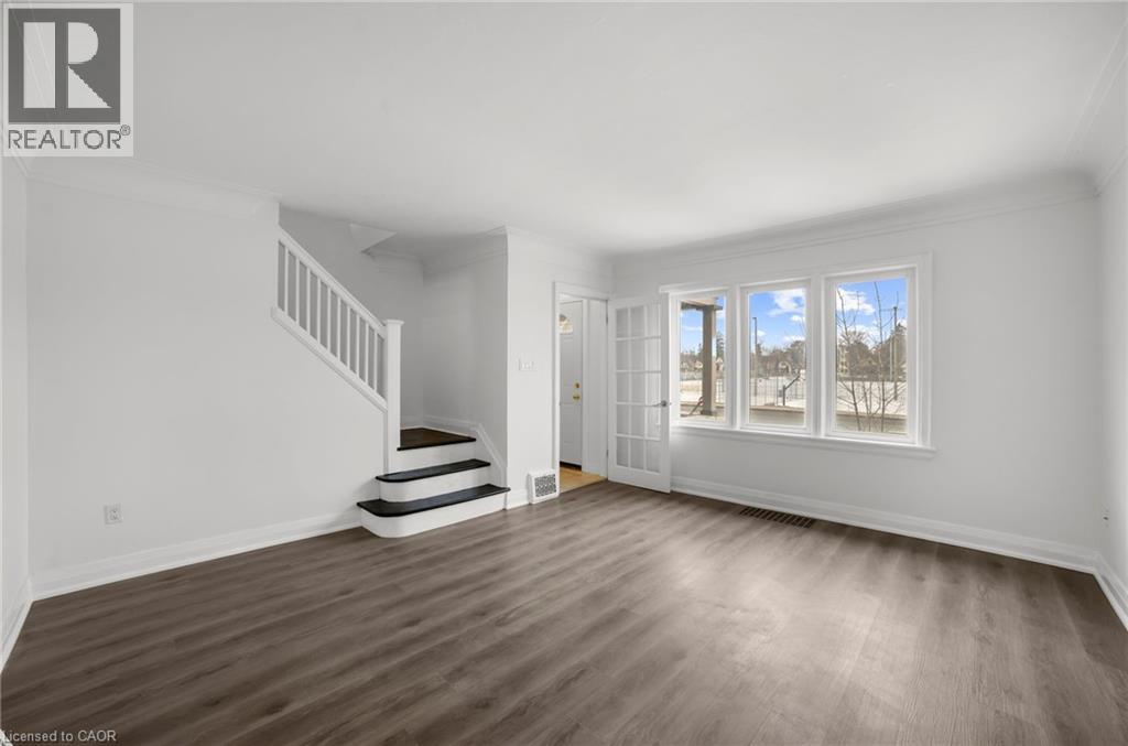 53 Paradise Road S, Hamilton, Ontario  L8S 1S3 - Photo 7 - 40807095