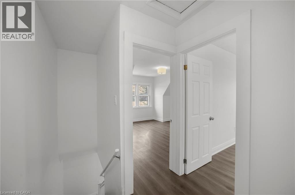 53 Paradise Road S, Hamilton, Ontario  L8S 1S3 - Photo 15 - 40807095