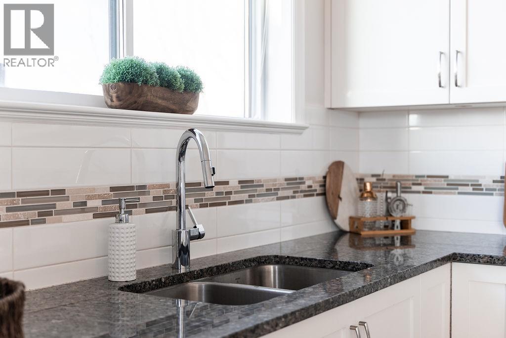 305 11862 226 Street, Maple Ridge, British Columbia  V2X 9C8 - Photo 9 - R3091731