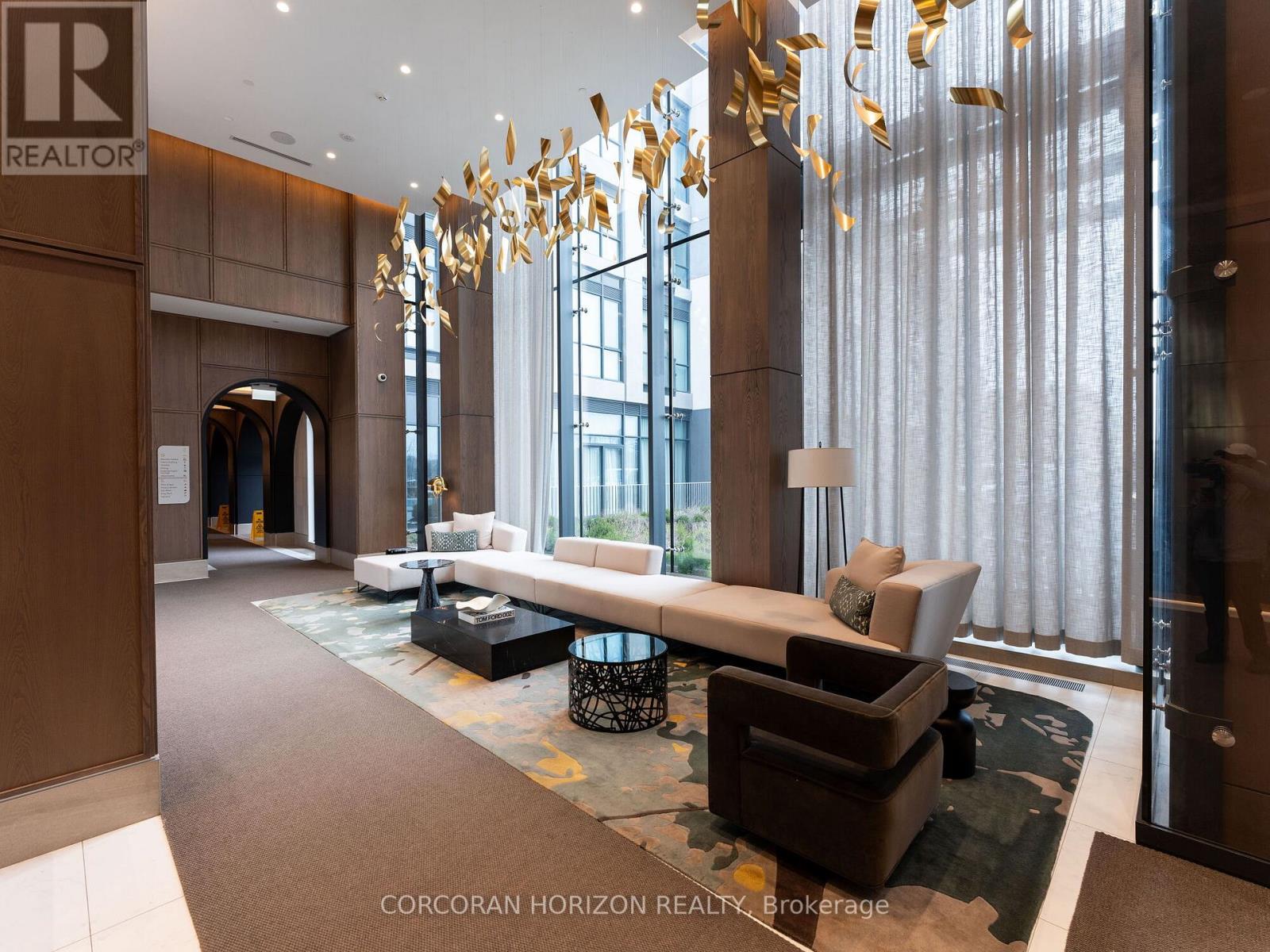 221 - 30 Inn On The Park Drive, Toronto, Ontario  M3C 0P7 - Photo 3 - C12831782