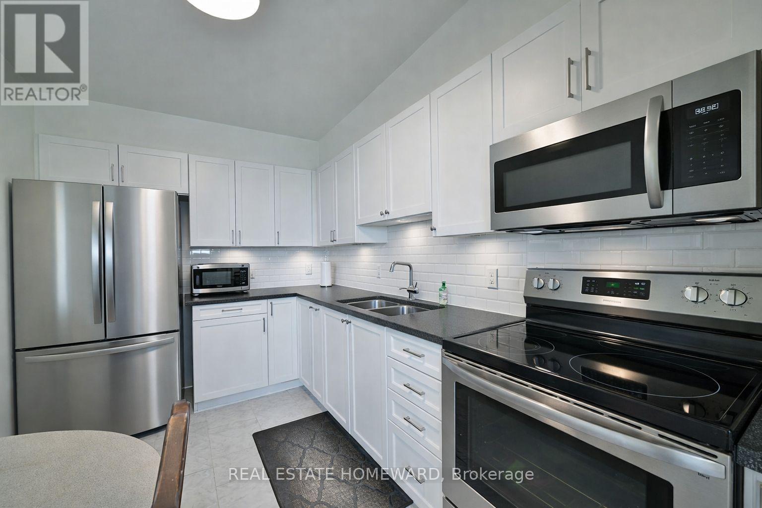 1015 - 2550 Pharmacy Avenue, Toronto, Ontario  M1W 1H9 - Photo 3 - E12831788