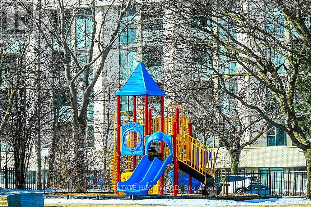 1015 - 2550 Pharmacy Avenue, Toronto, Ontario  M1W 1H9 - Photo 48 - E12831788