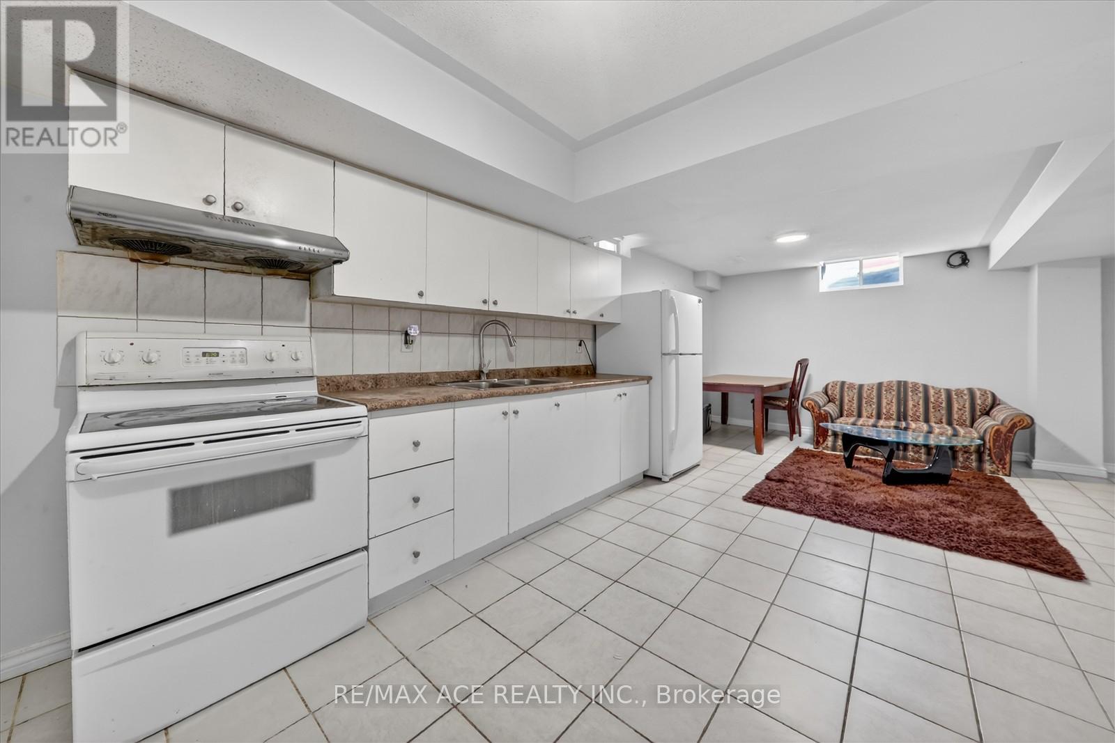 9 Invitational Road, Brampton, Ontario  L6P 2H1 - Photo 36 - W12831778