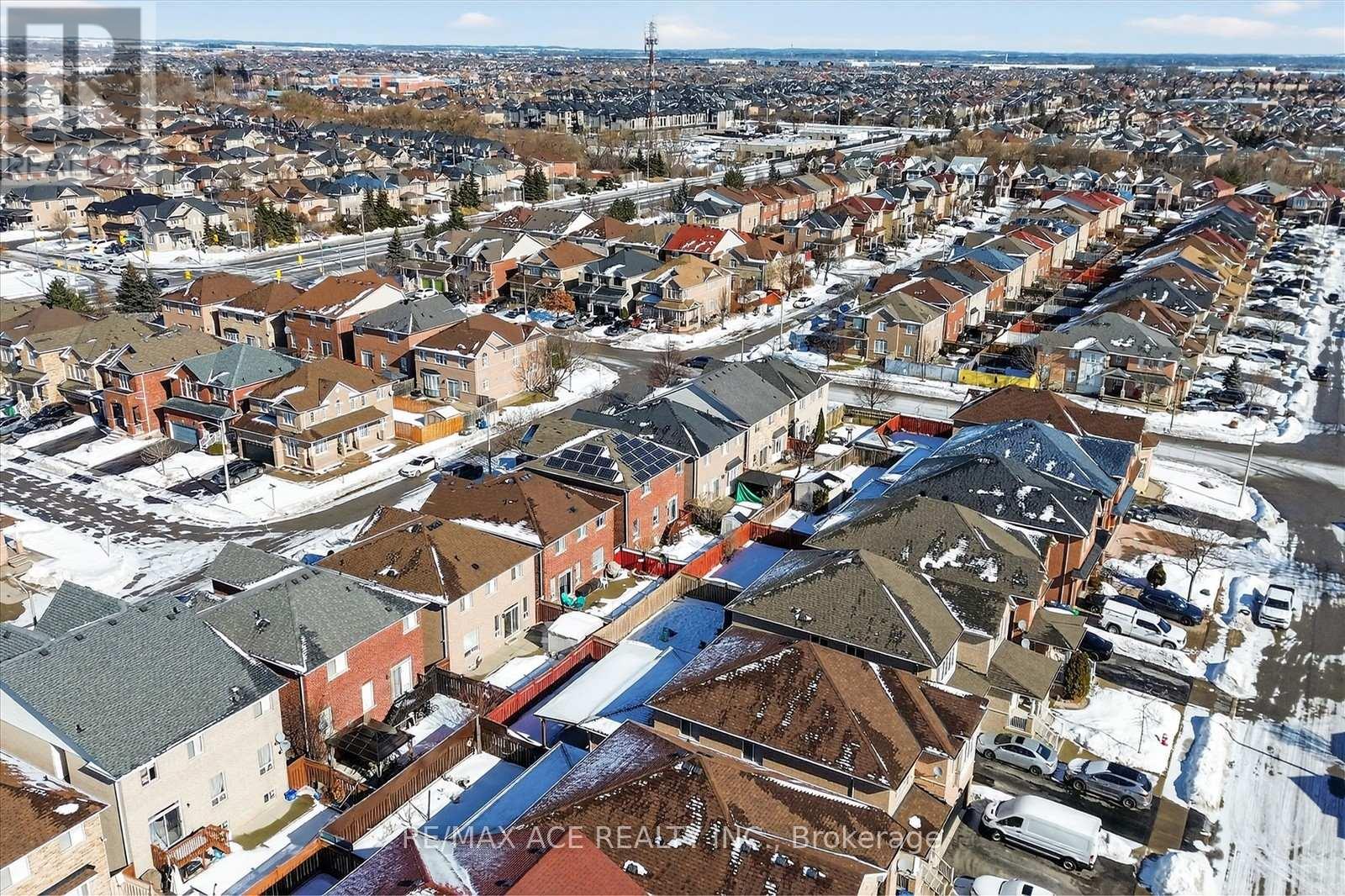 9 Invitational Road, Brampton, Ontario  L6P 2H1 - Photo 46 - W12831778