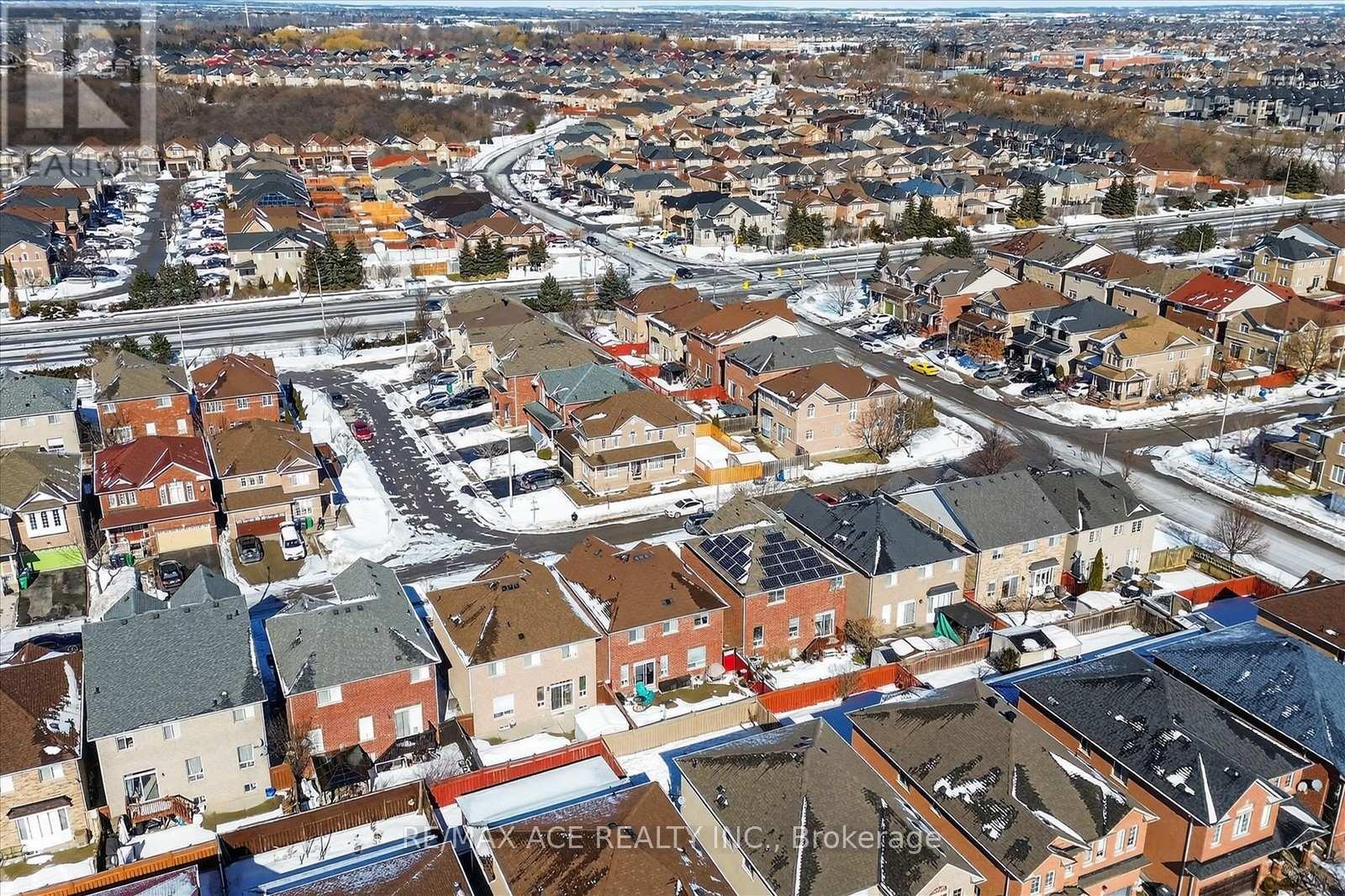 9 Invitational Road, Brampton, Ontario  L6P 2H1 - Photo 49 - W12831778