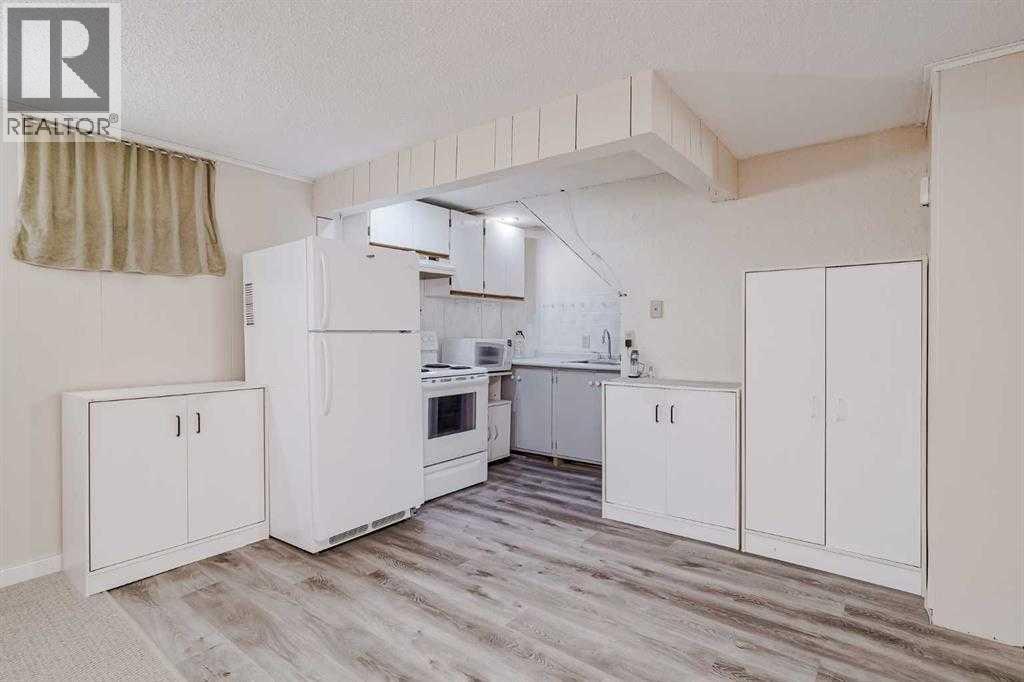 171 Huntchester Crescent Ne, Calgary, Alberta  T2K 5G1 - Photo 3 - A2289361