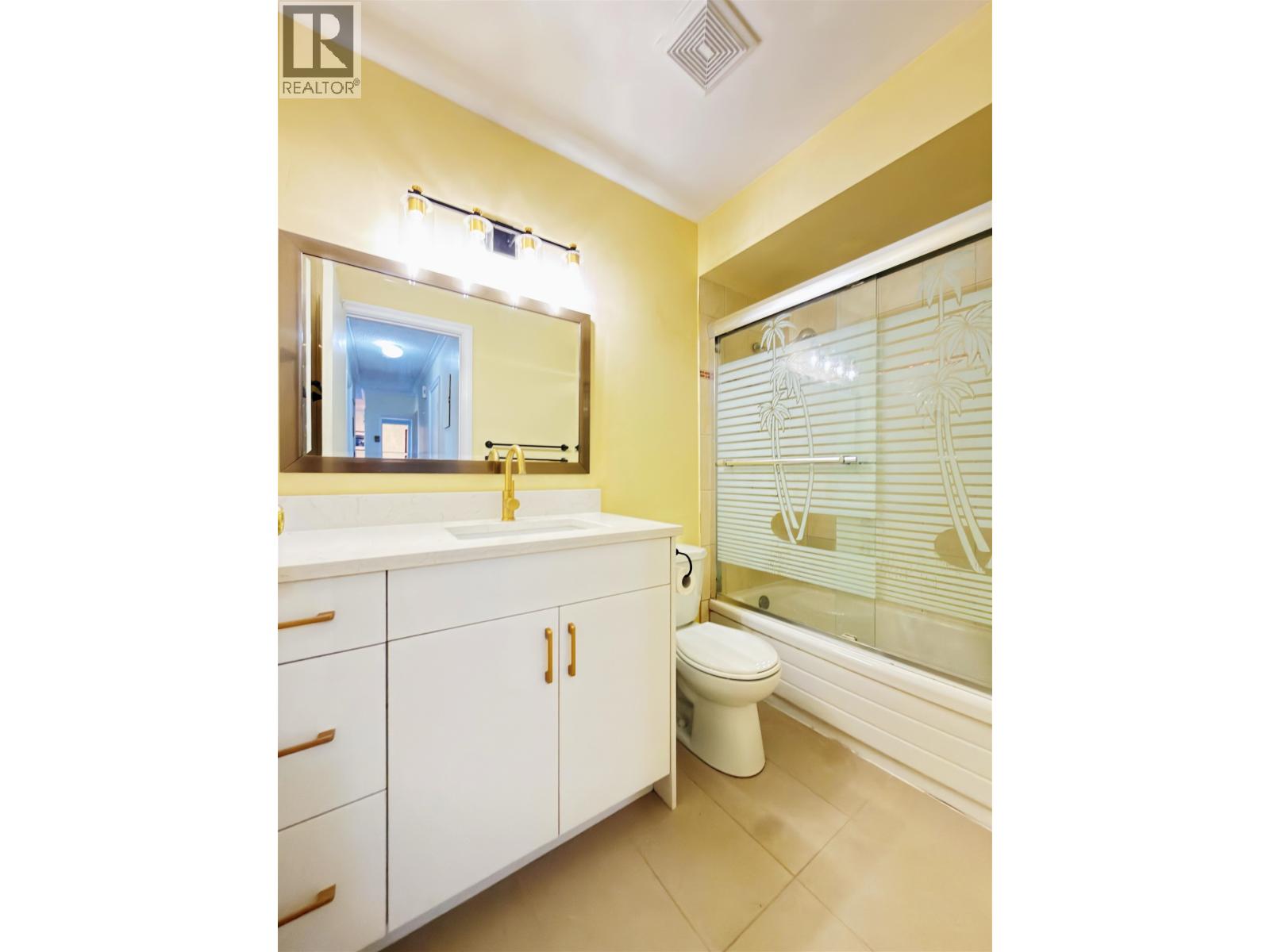 102 8040 Colonial Drive, Richmond, British Columbia  V7C 4V1 - Photo 9 - R3092188