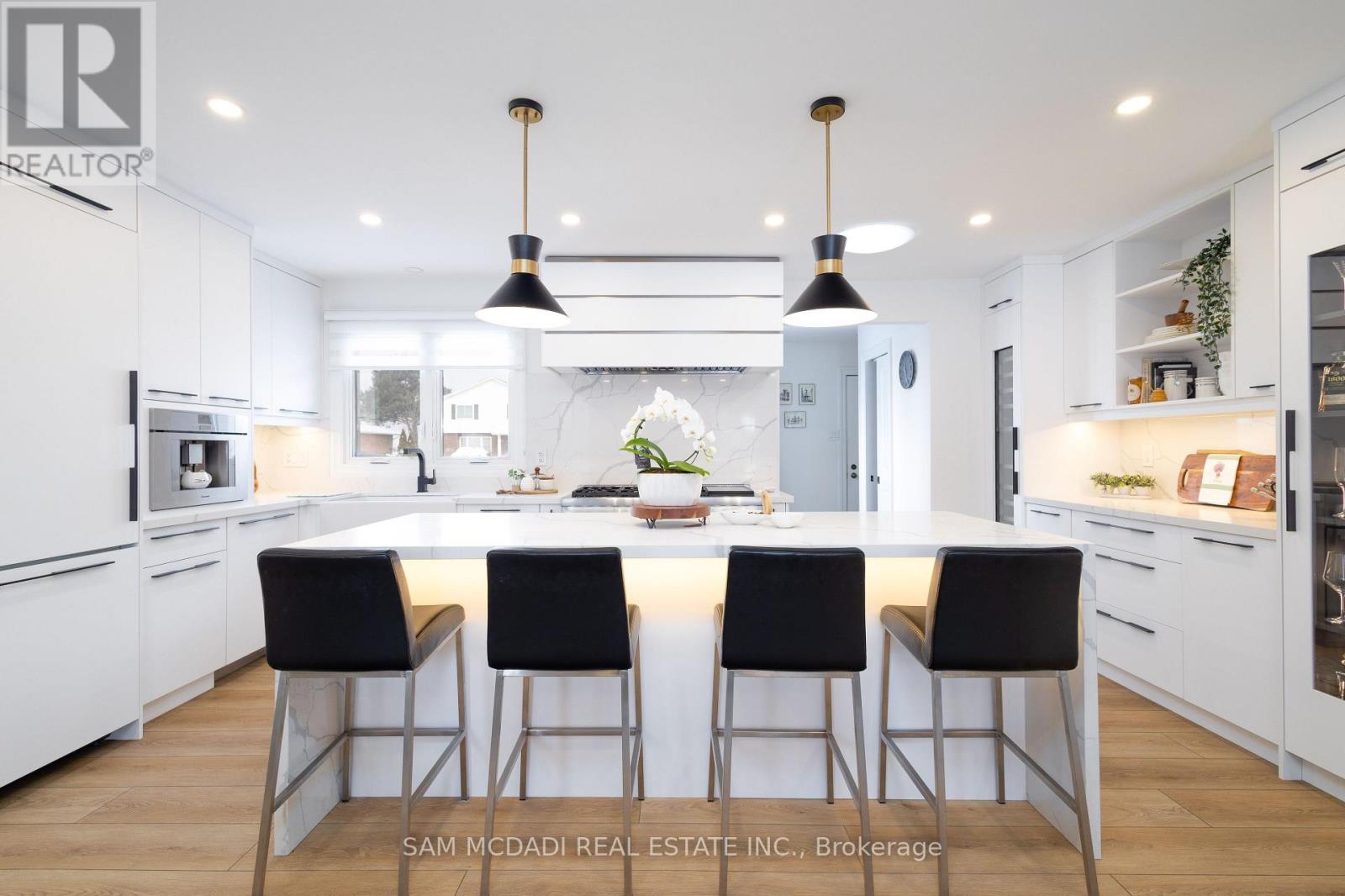 12 Cheval Drive, Grimsby, Ontario  L3M 4P9 - Photo 10 - X12831796