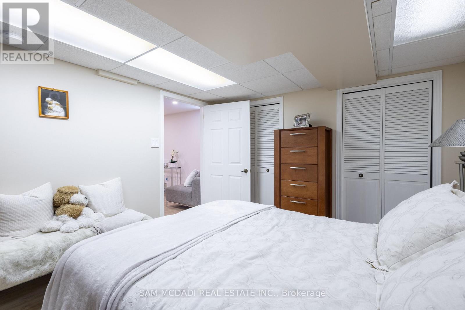 12 Cheval Drive, Grimsby, Ontario  L3M 4P9 - Photo 35 - X12831796