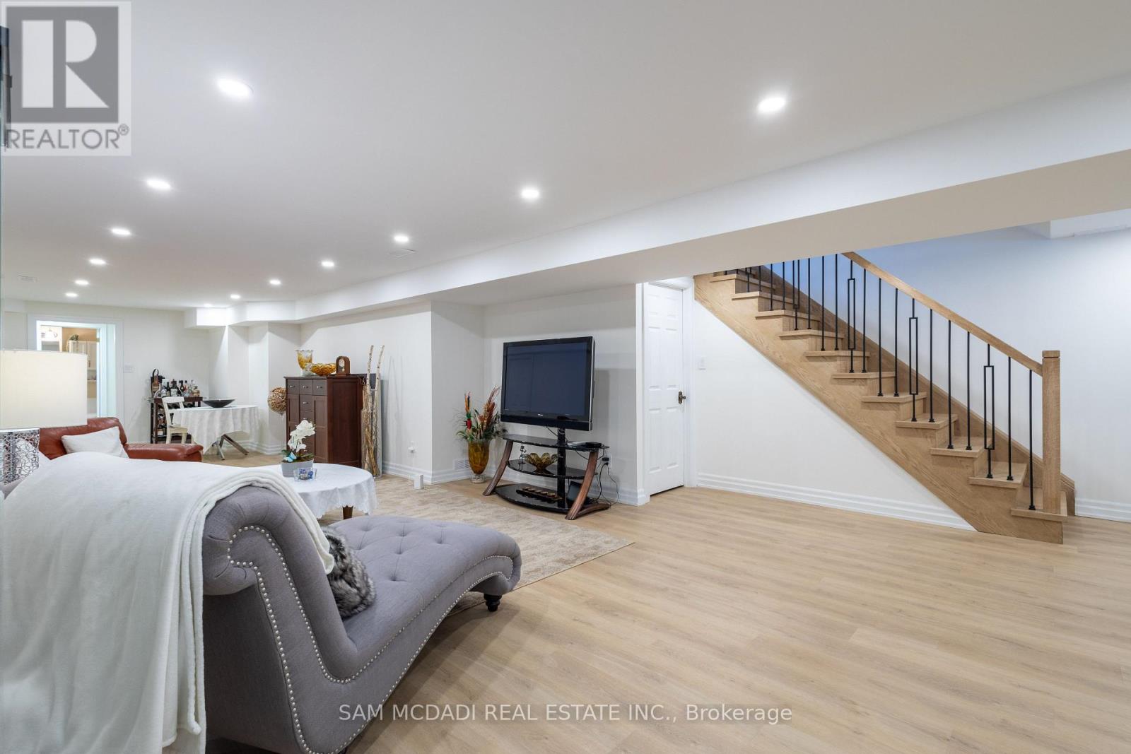 12 Cheval Drive, Grimsby, Ontario  L3M 4P9 - Photo 36 - X12831796