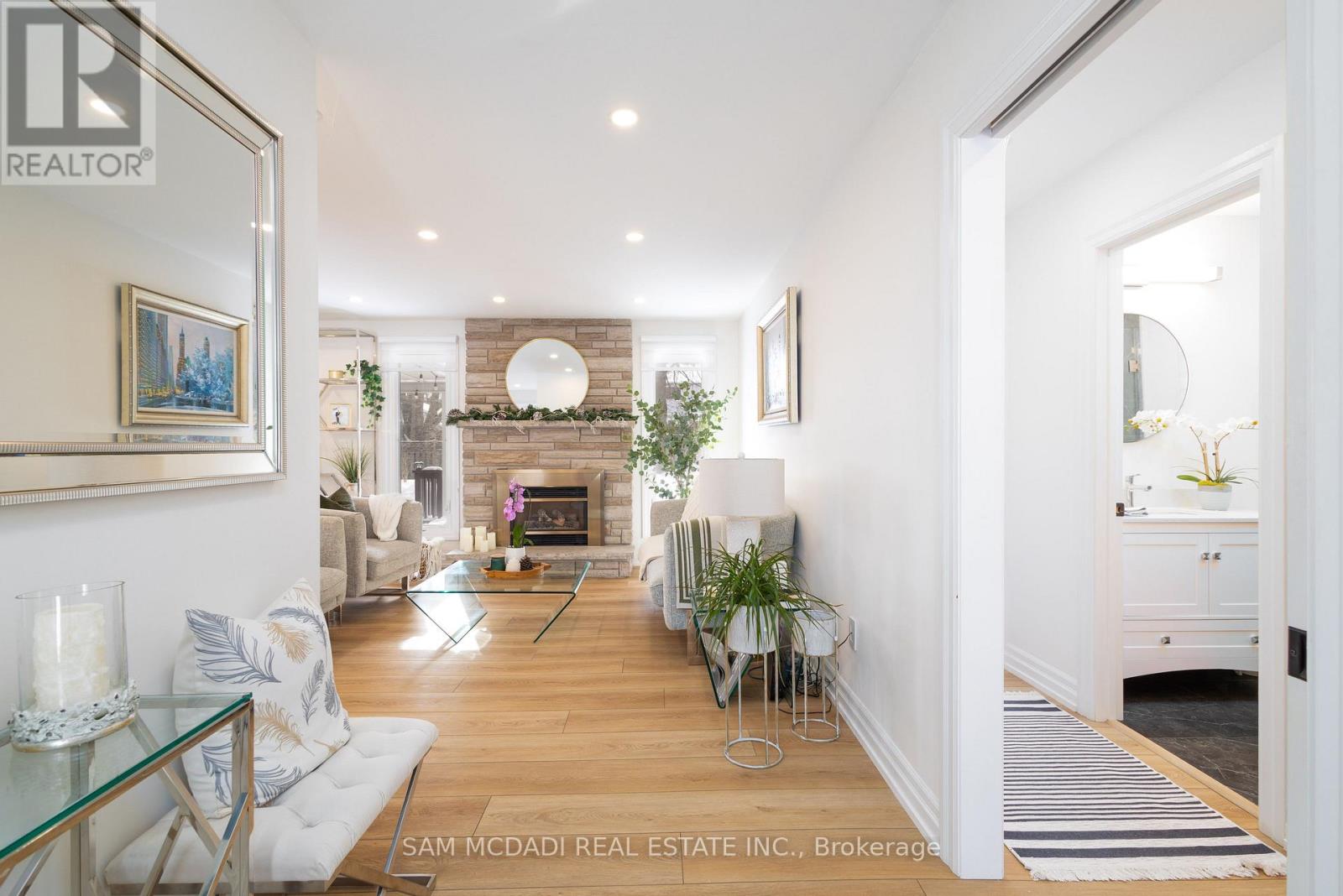 12 Cheval Drive, Grimsby, Ontario  L3M 4P9 - Photo 5 - X12831796