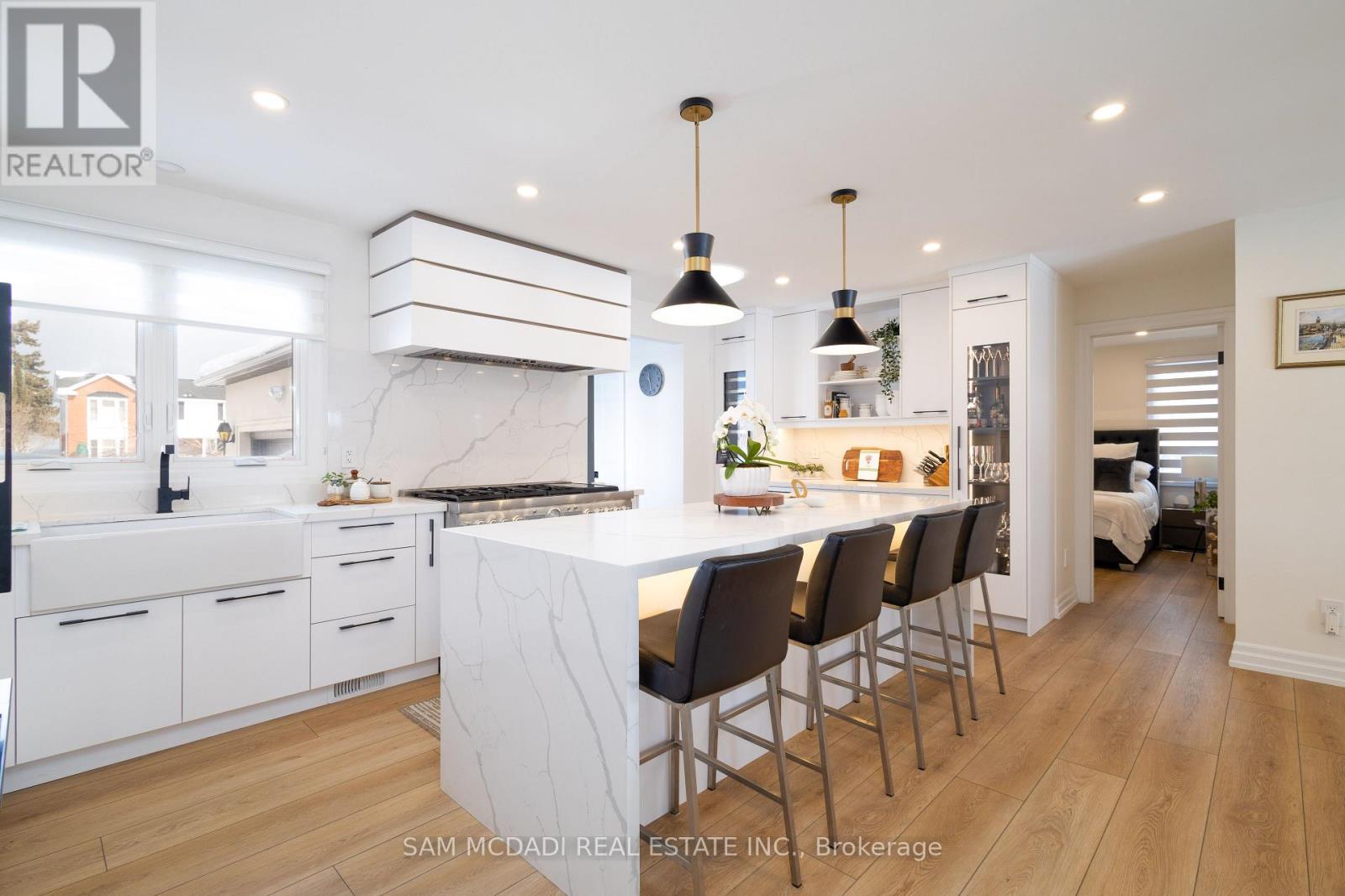 12 Cheval Drive, Grimsby, Ontario  L3M 4P9 - Photo 9 - X12831796