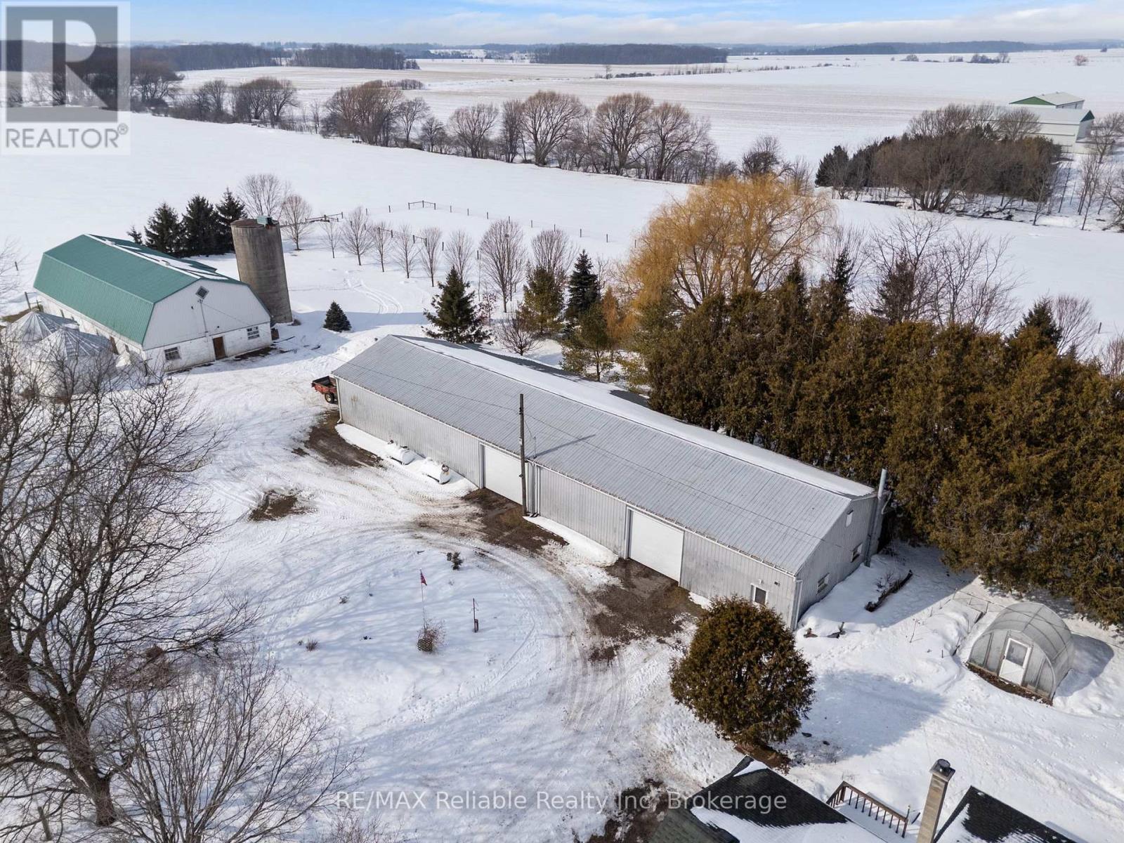 76651 London Road, Bluewater, Ontario  N0M 1L0 - Photo 10 - X12828166