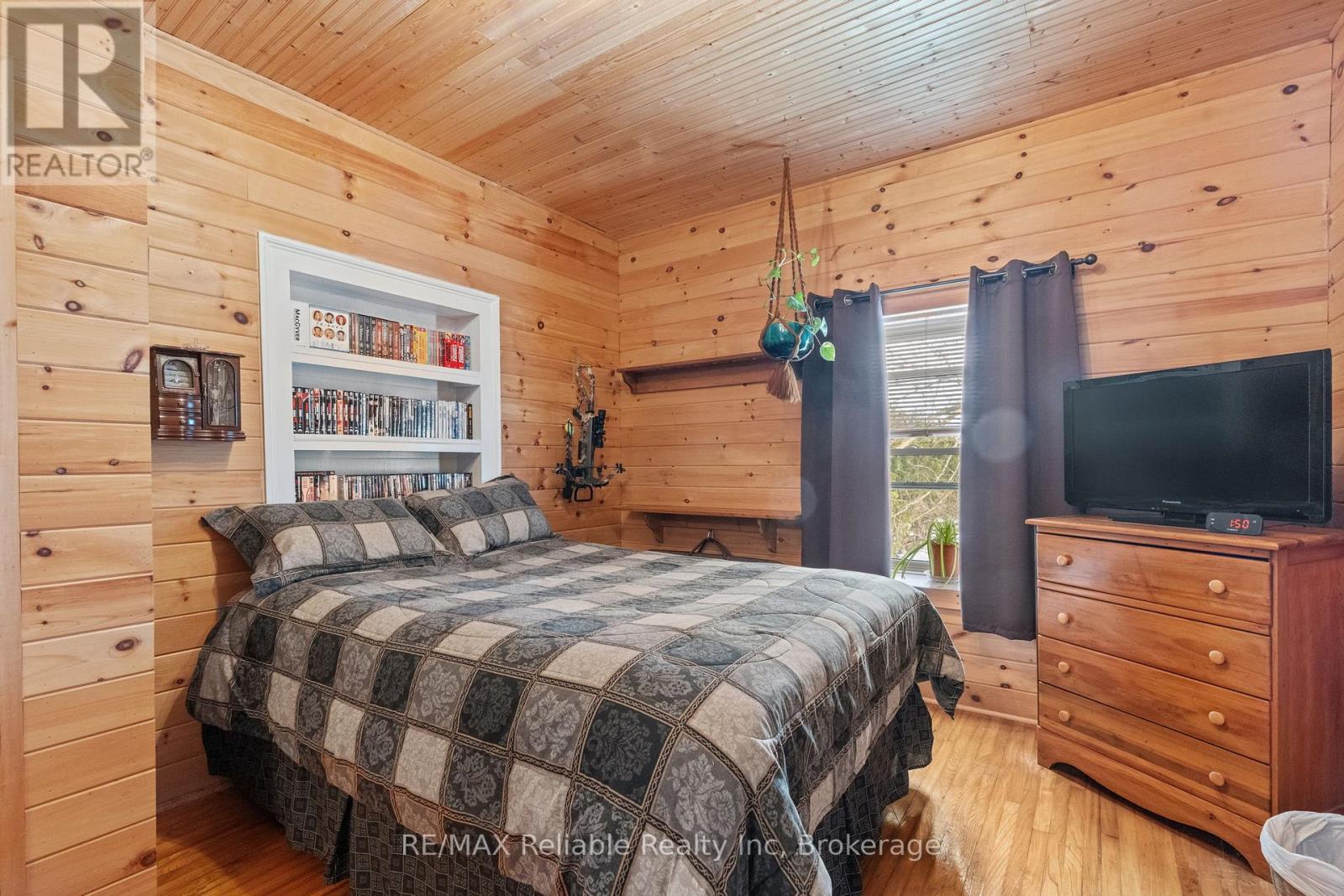 76651 London Road, Bluewater, Ontario  N0M 1L0 - Photo 37 - X12828166