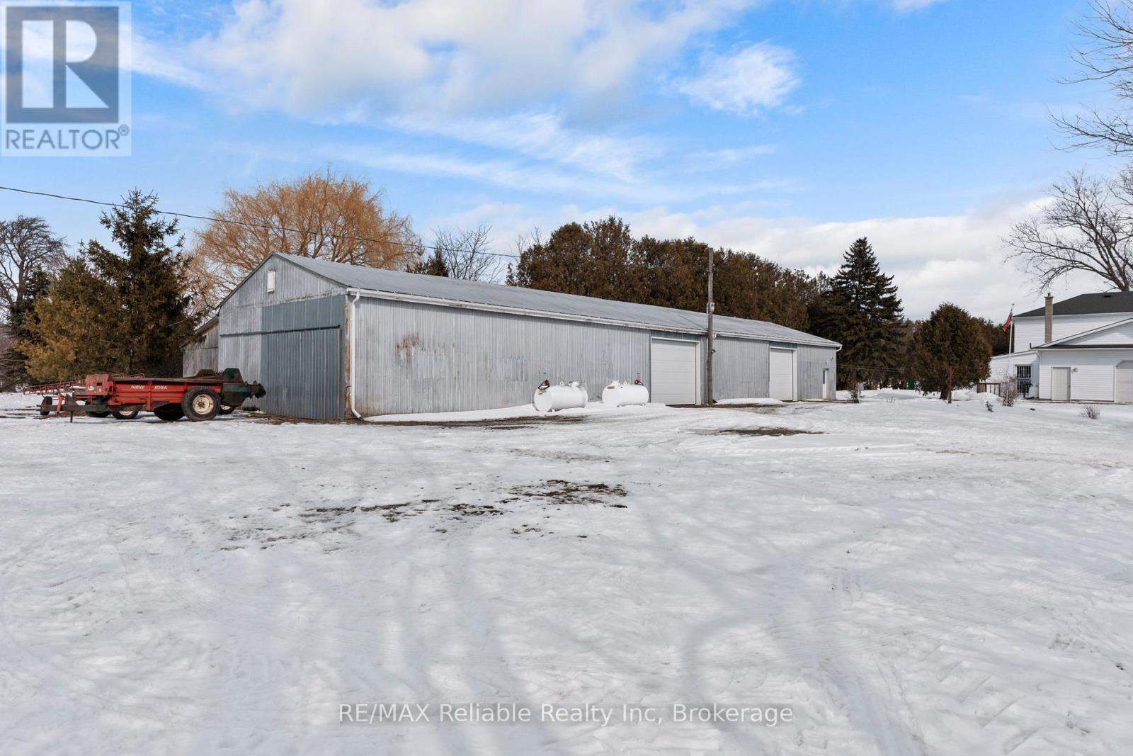 76651 London Road, Bluewater, Ontario  N0M 1L0 - Photo 8 - X12828166