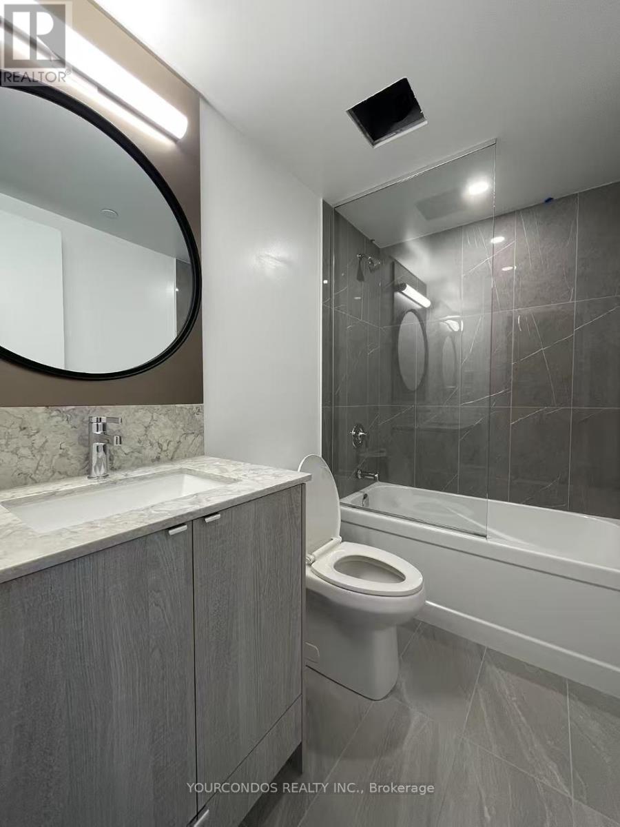 1708 - 771 Yonge Street, Toronto, Ontario  M4W 2G4 - Photo 5 - C12831812