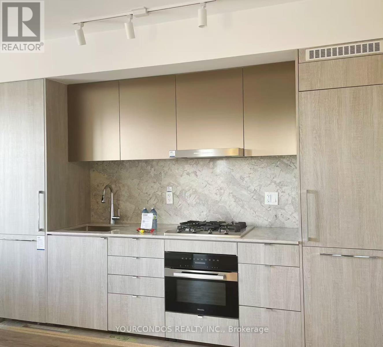 1708 - 771 Yonge Street, Toronto, Ontario  M4W 2G4 - Photo 6 - C12831812